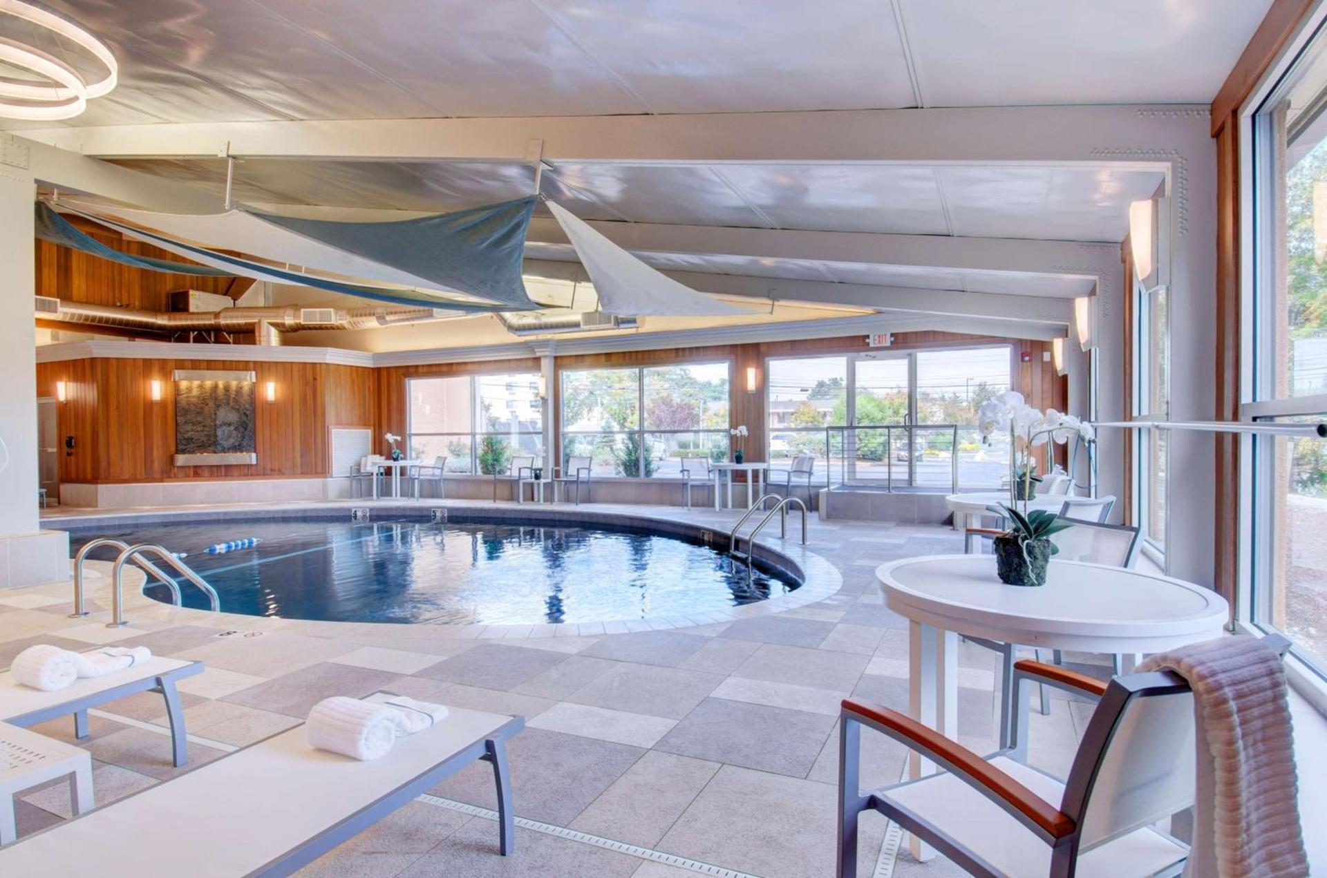 Best Western Plus Waltham Boston photo 41