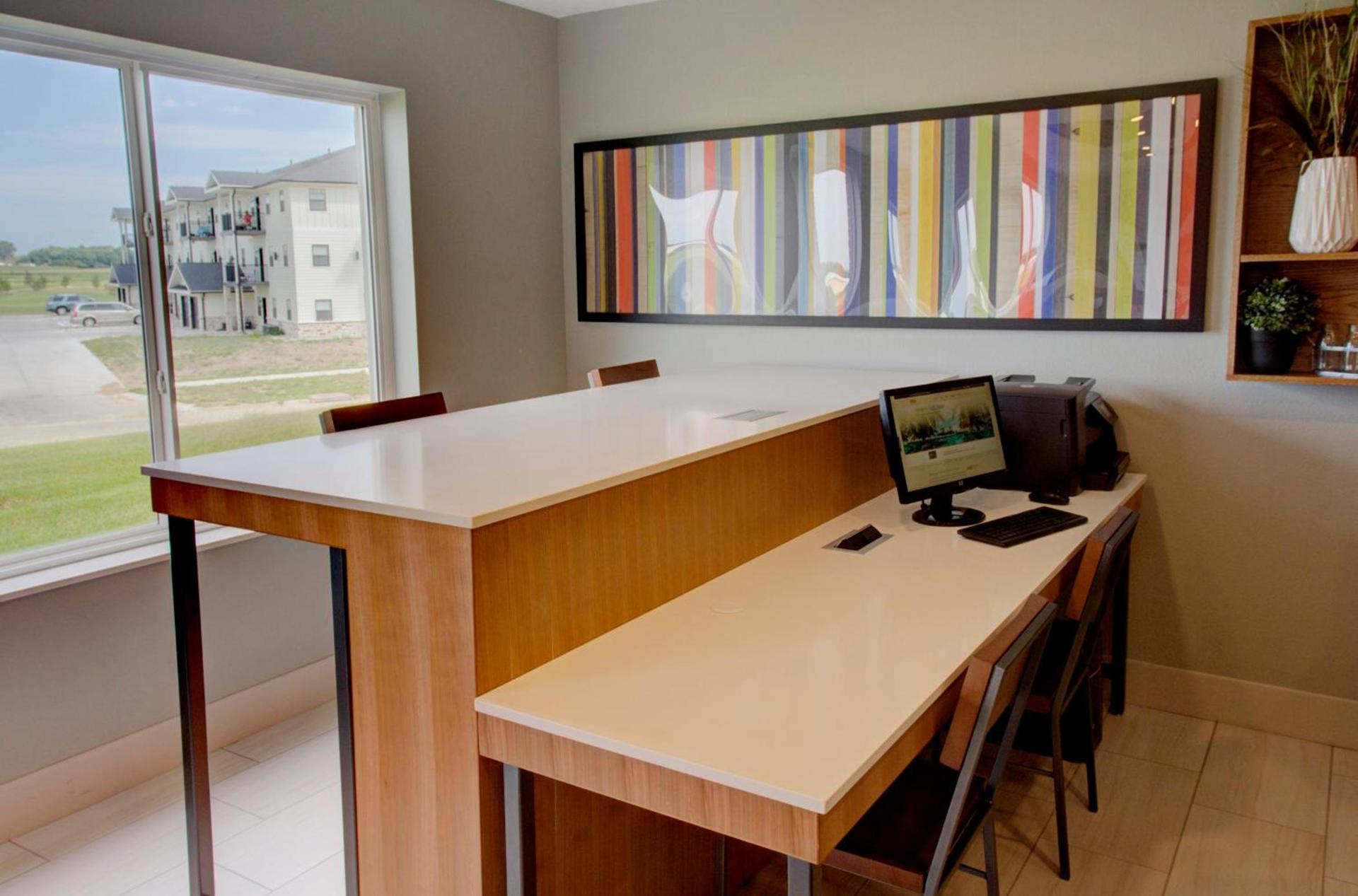 Holiday Inn Express & Suites Le Mars by IHG photo 2