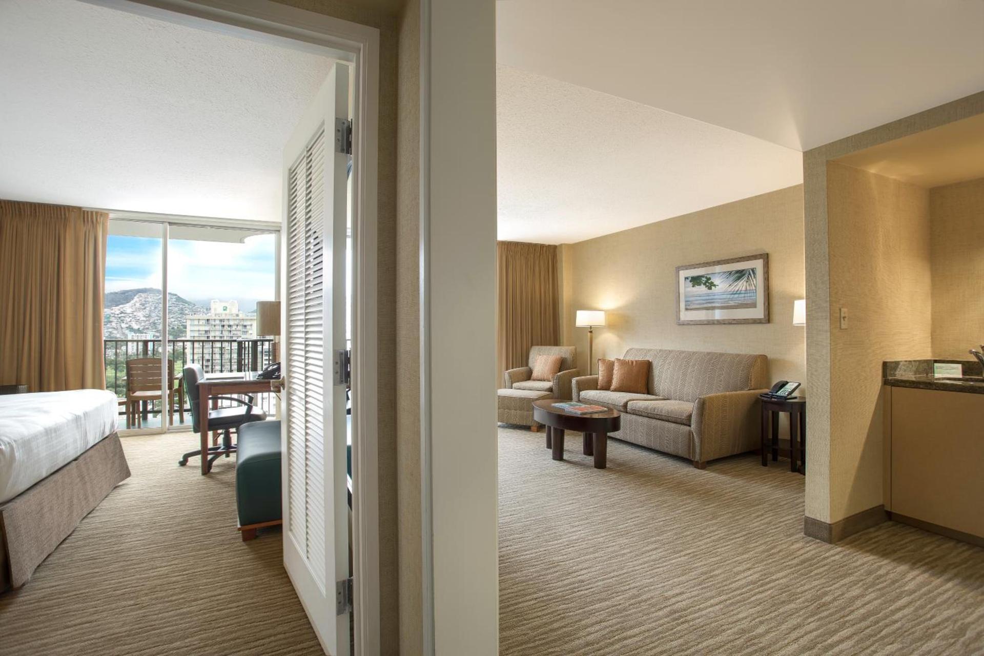 Waikiki Resort Hotel photo 3