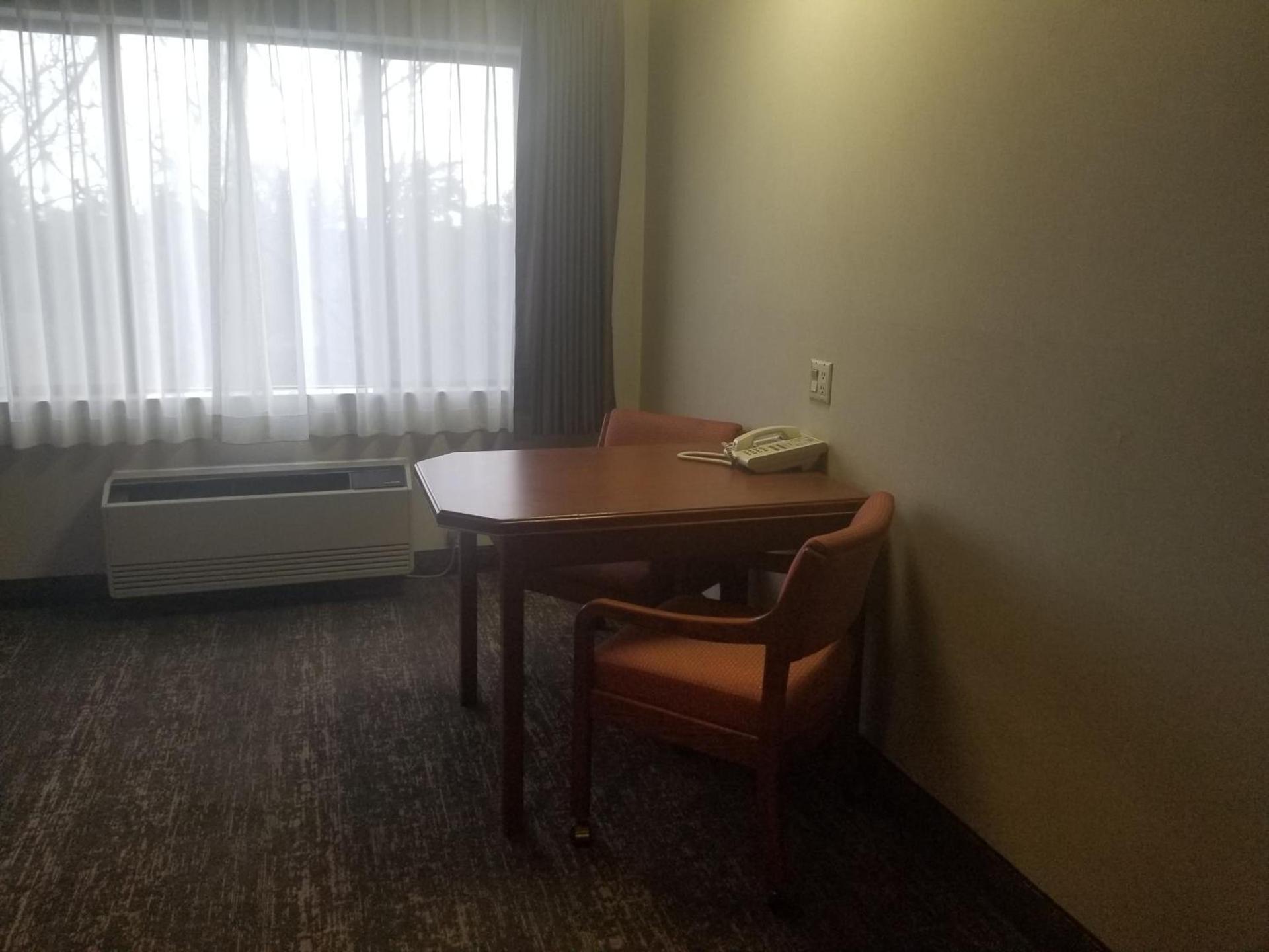 Shilo Inn Suites Salem photo 7