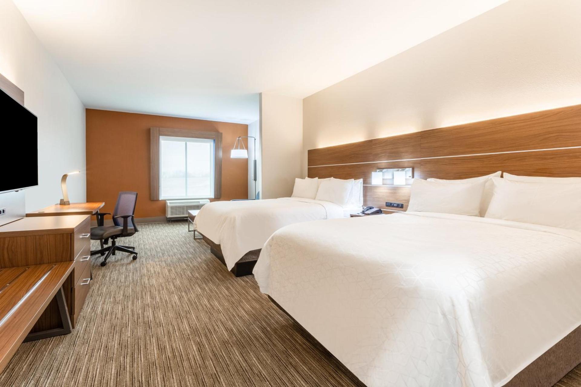 Holiday Inn Express & Suites Kearney by IHG photo 22