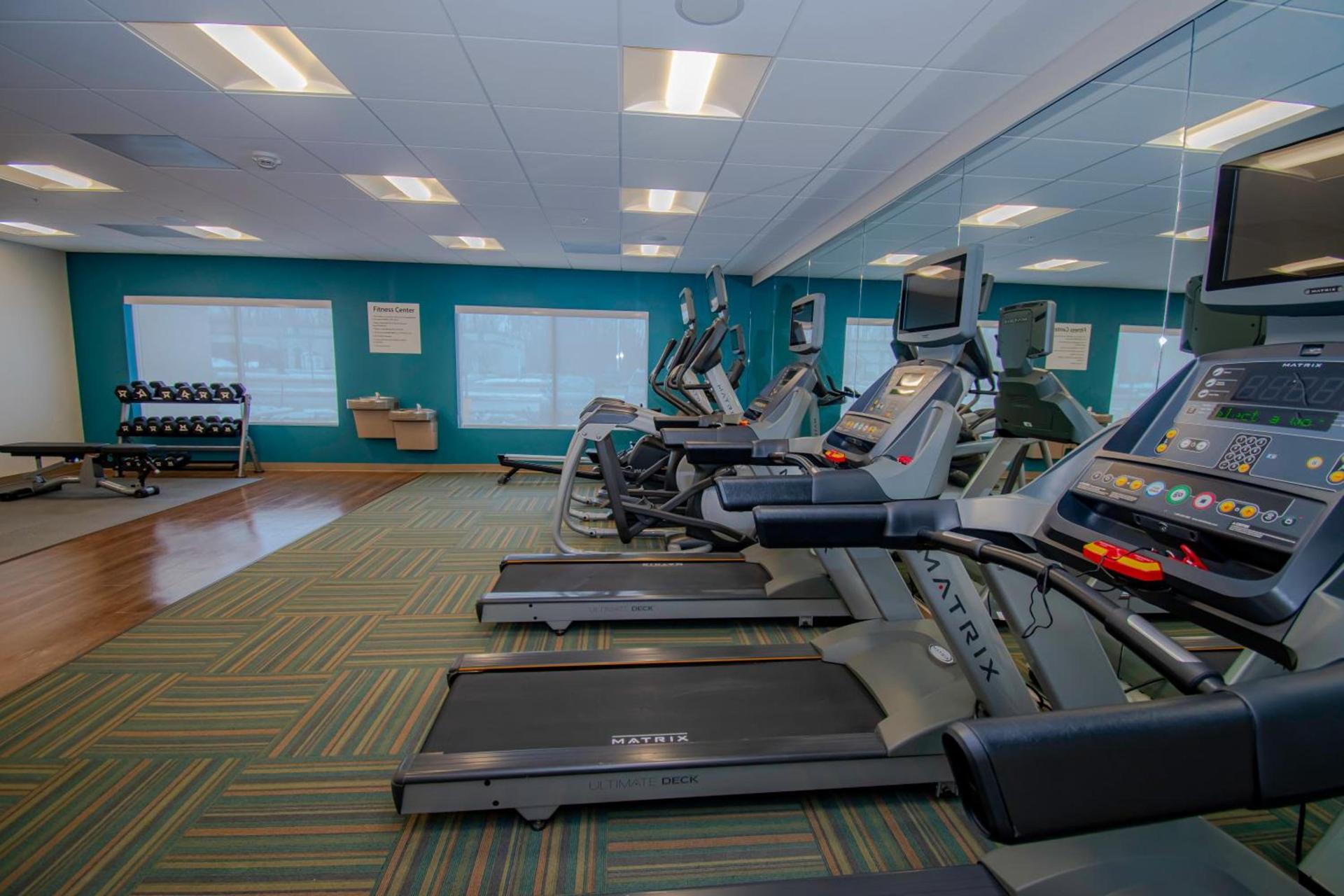 Holiday Inn Express & Suites Tonawanda - Buffalo Area by IHG photo 15