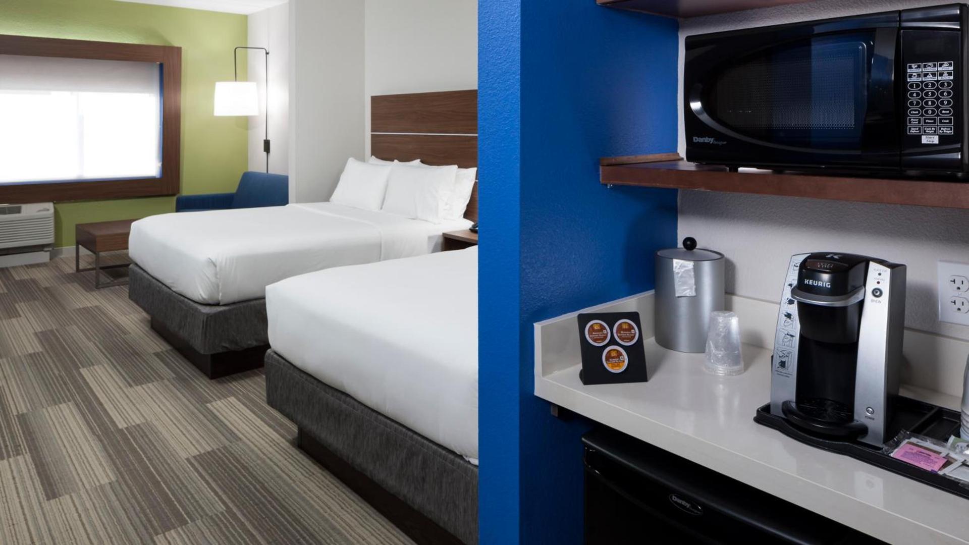 Holiday Inn Express & Suites Orlando At SeaWorld by IHG - With Free Shuttle Service to SeaWorld Parks photo 7