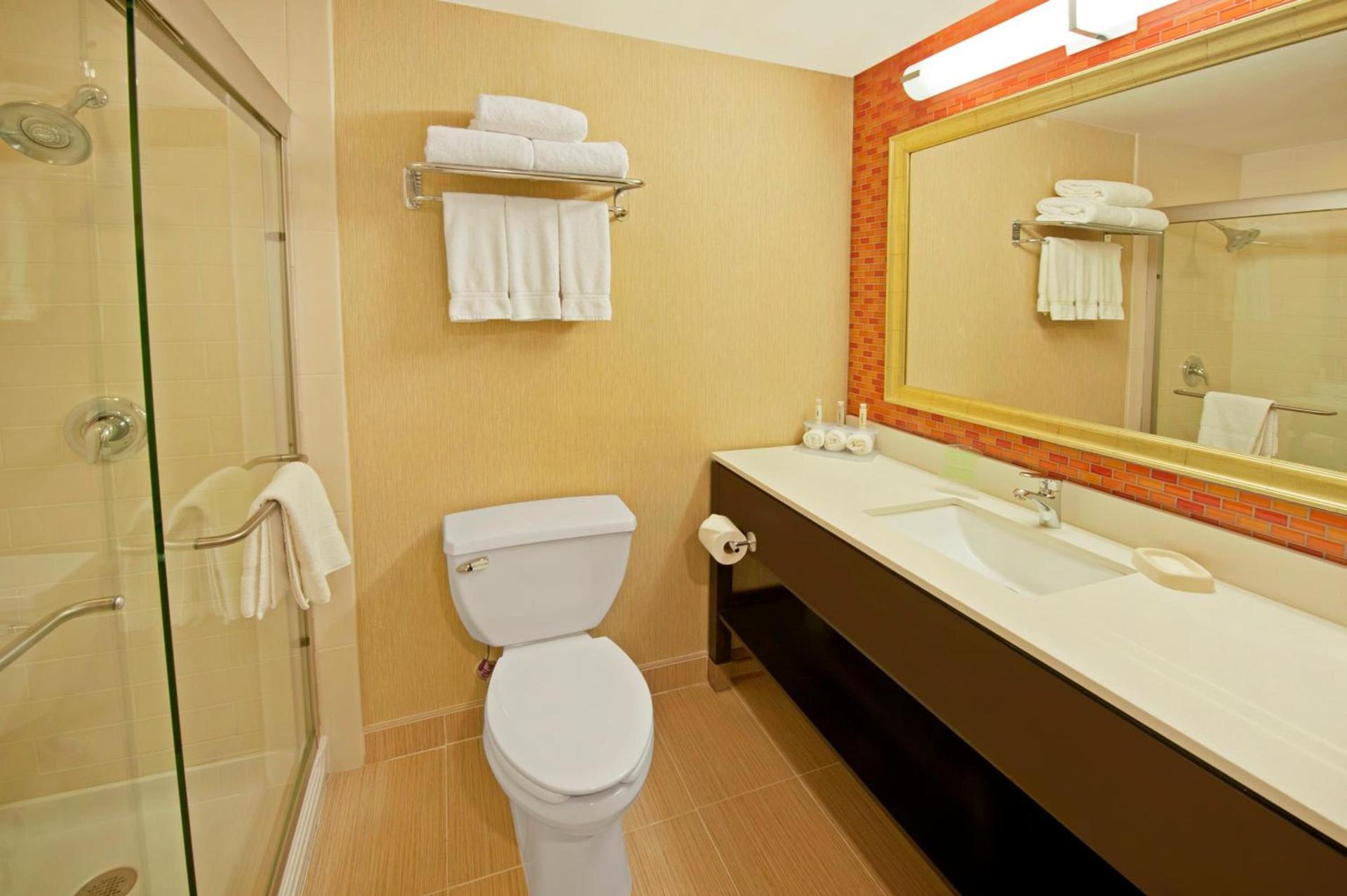 Holiday Inn Express Princeton Southeast by IHG photo 43