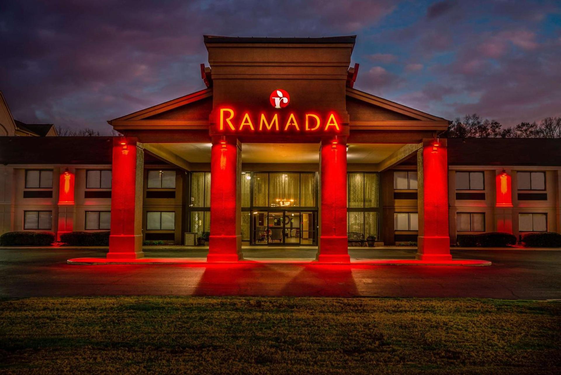 Ramada by Wyndham Tuscaloosa — hotel in Tuscaloosa