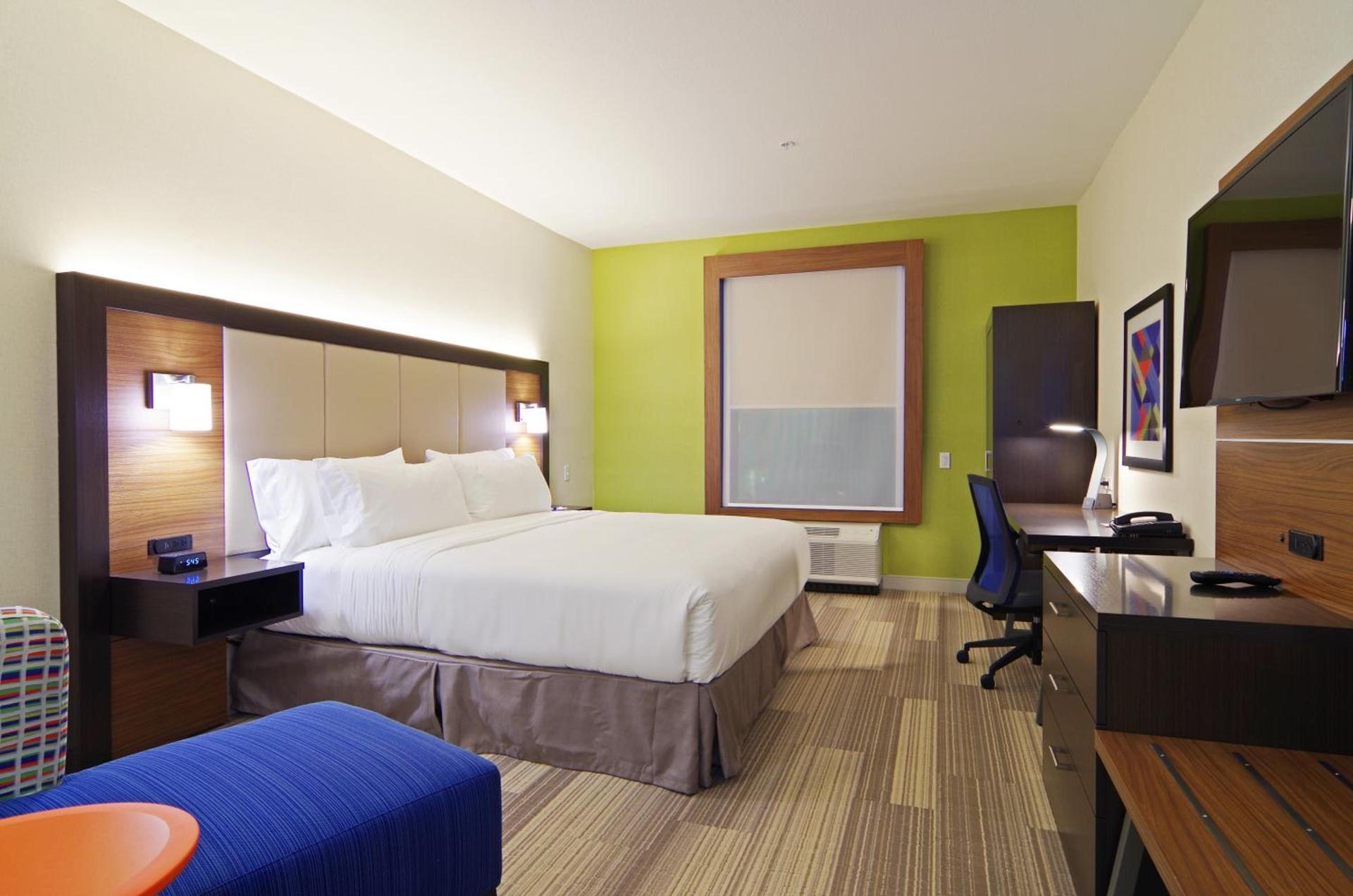 Holiday Inn Express & Suites - Phoenix North - Scottsdale by IHG photo 28