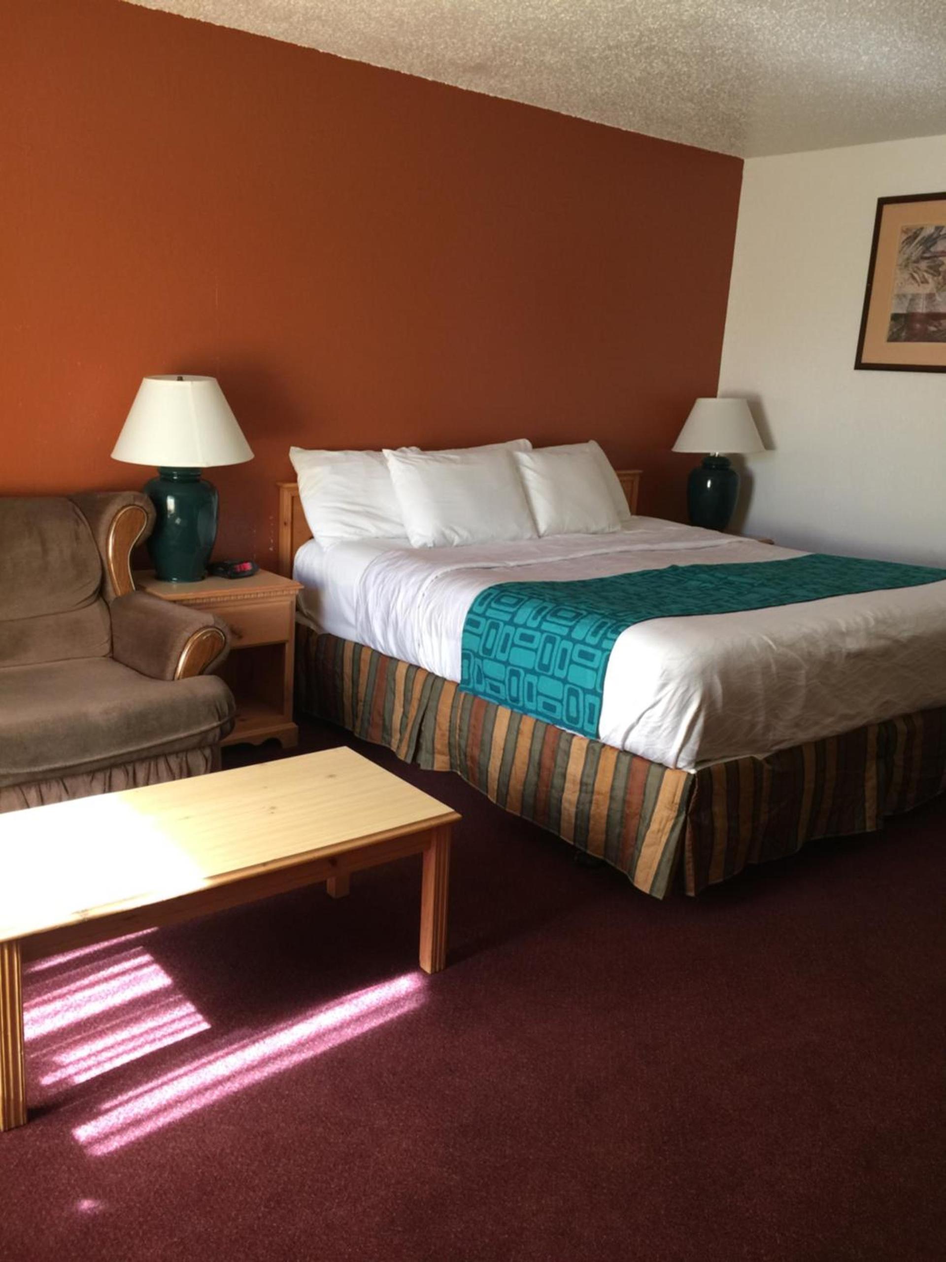 Pine Tree inn photo 20
