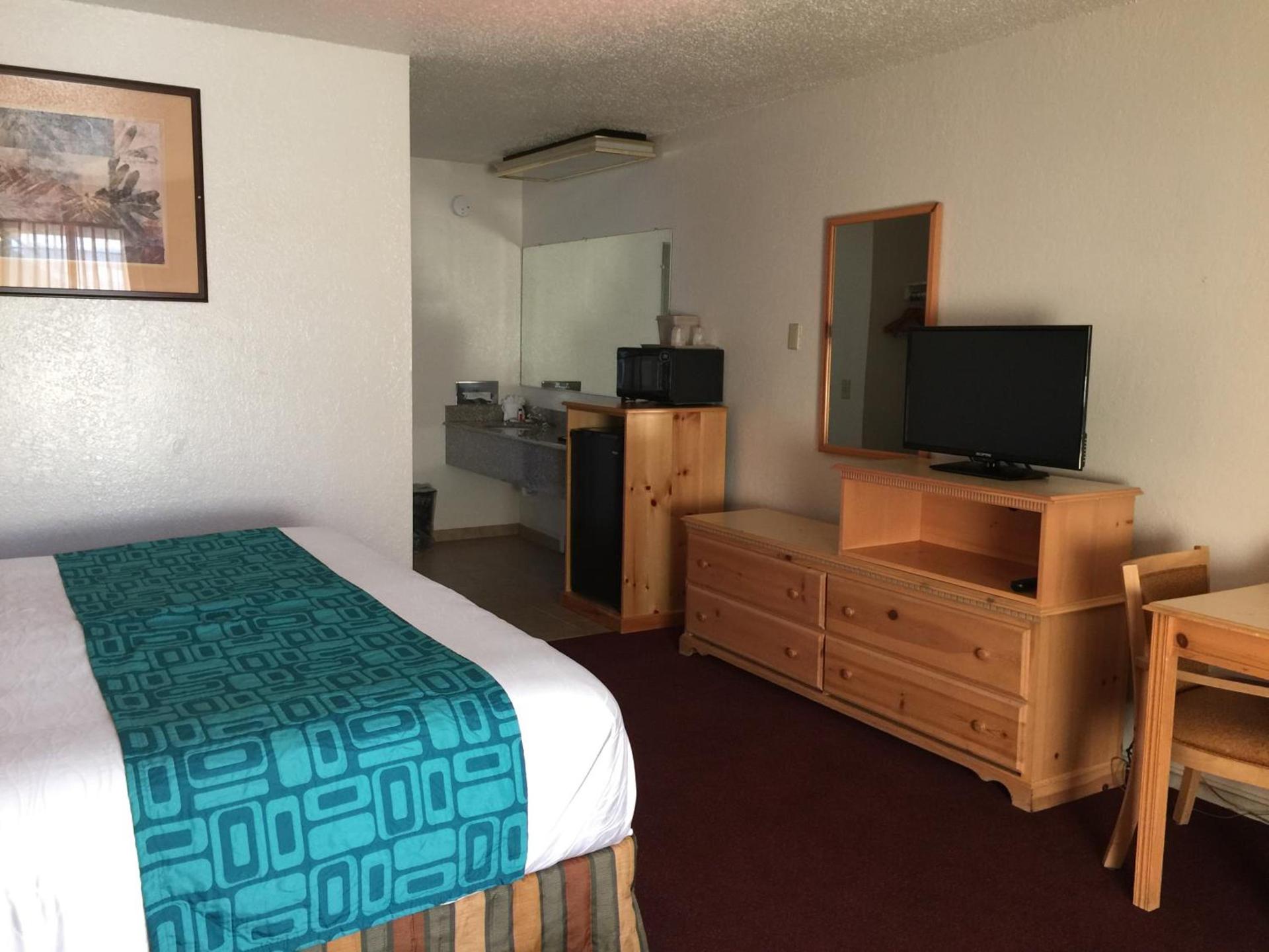 Pine Tree inn photo 30