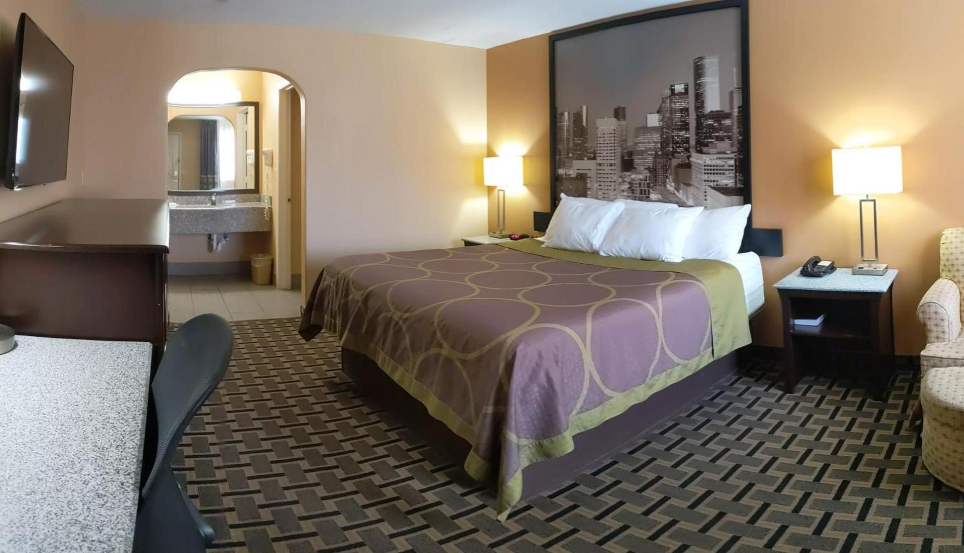 Super 8 by Wyndham Houston/Willowbrook Hwy 249 photo 29
