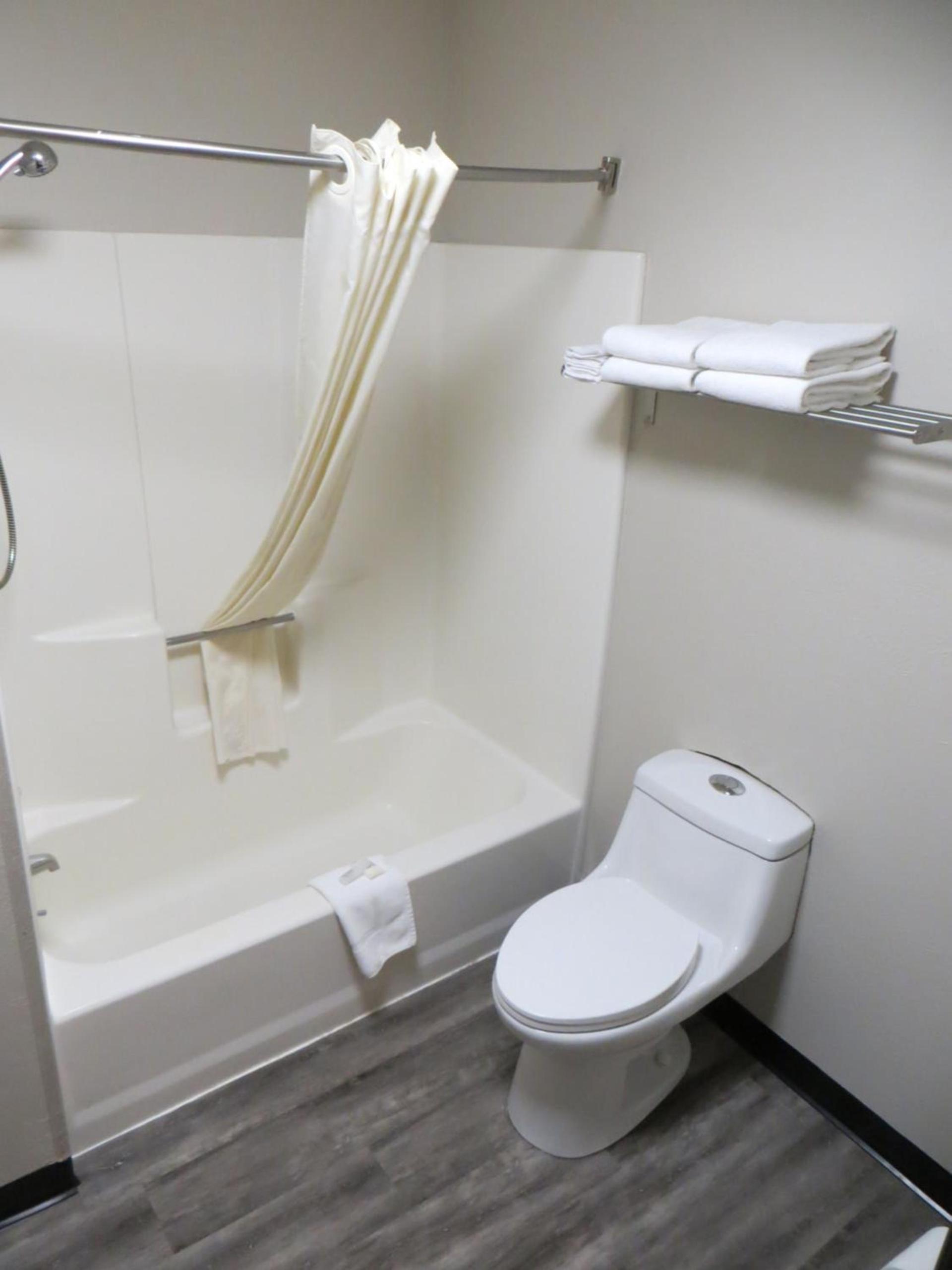 Boulder Twin Lakes Inn photo 3