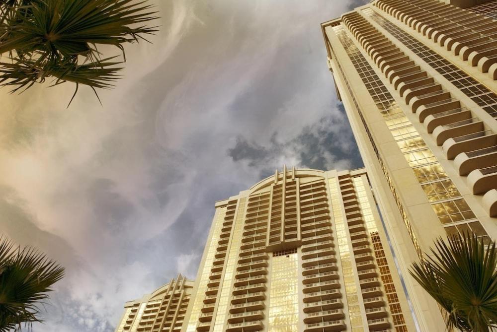 The Signature at MGM Grand by Suiteness photo 7