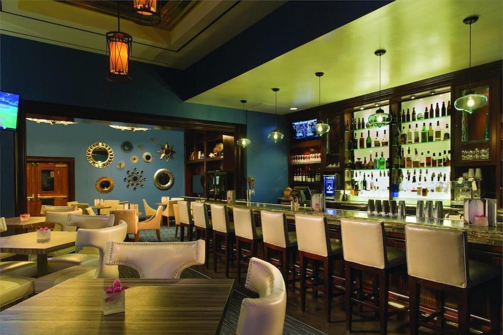 The Signature at MGM Grand by Suiteness photo 16