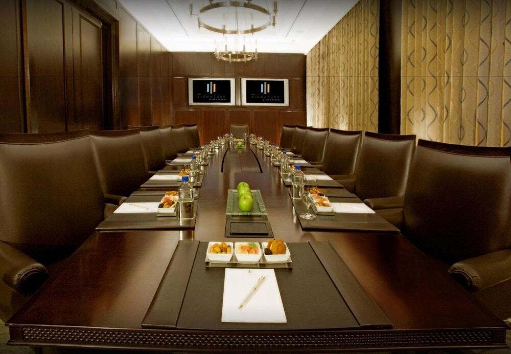 The Signature at MGM Grand by Suiteness photo 25