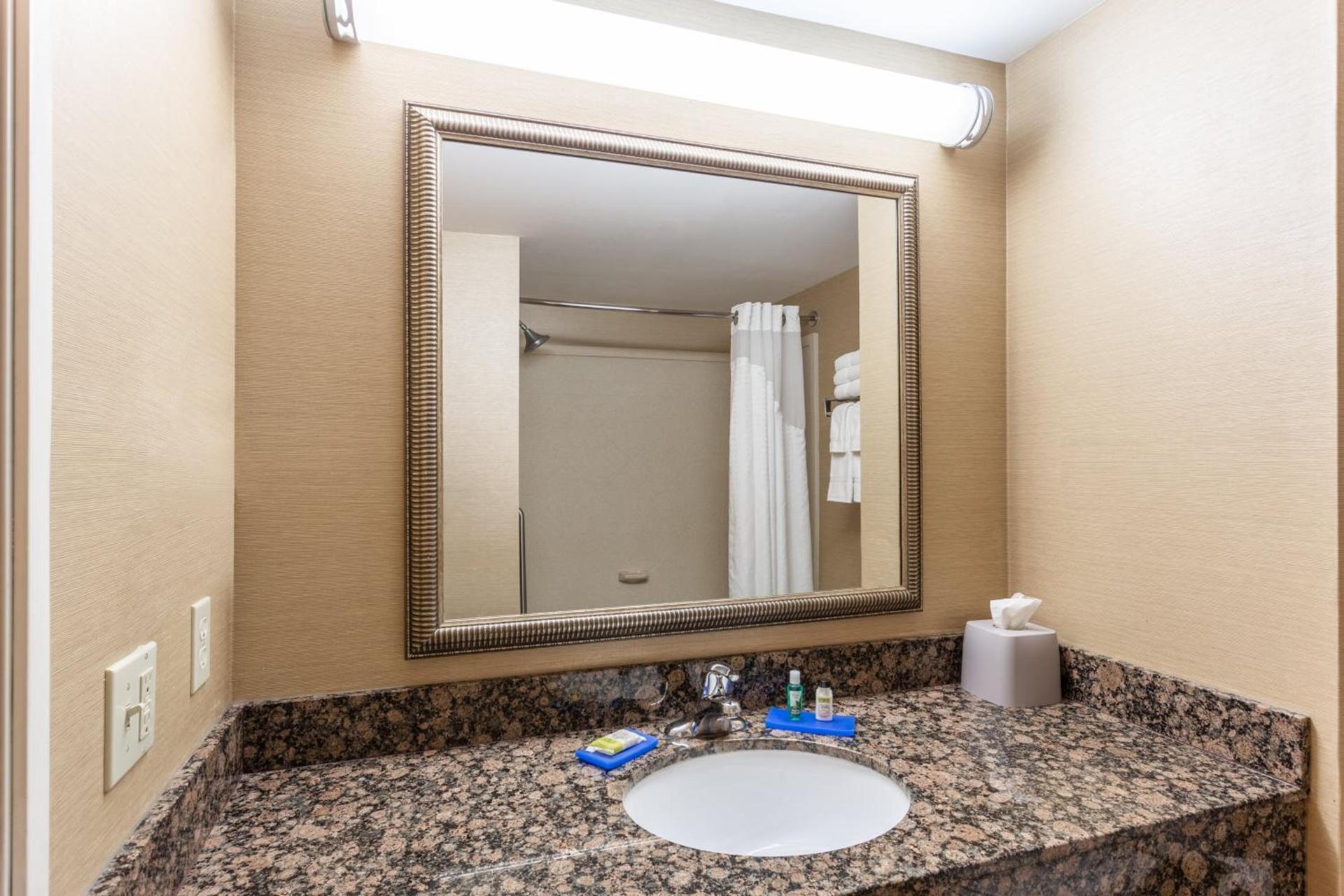 Holiday Inn Express Charles Town by IHG photo 27