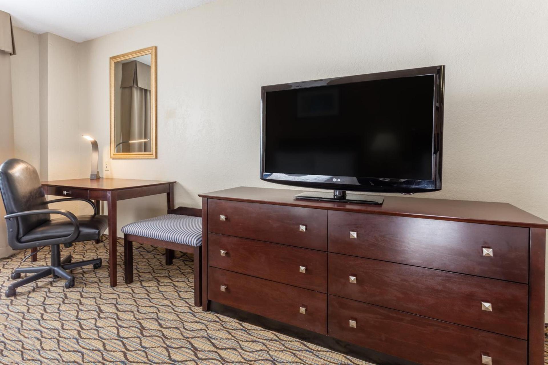 Holiday Inn Express Charles Town by IHG photo 37