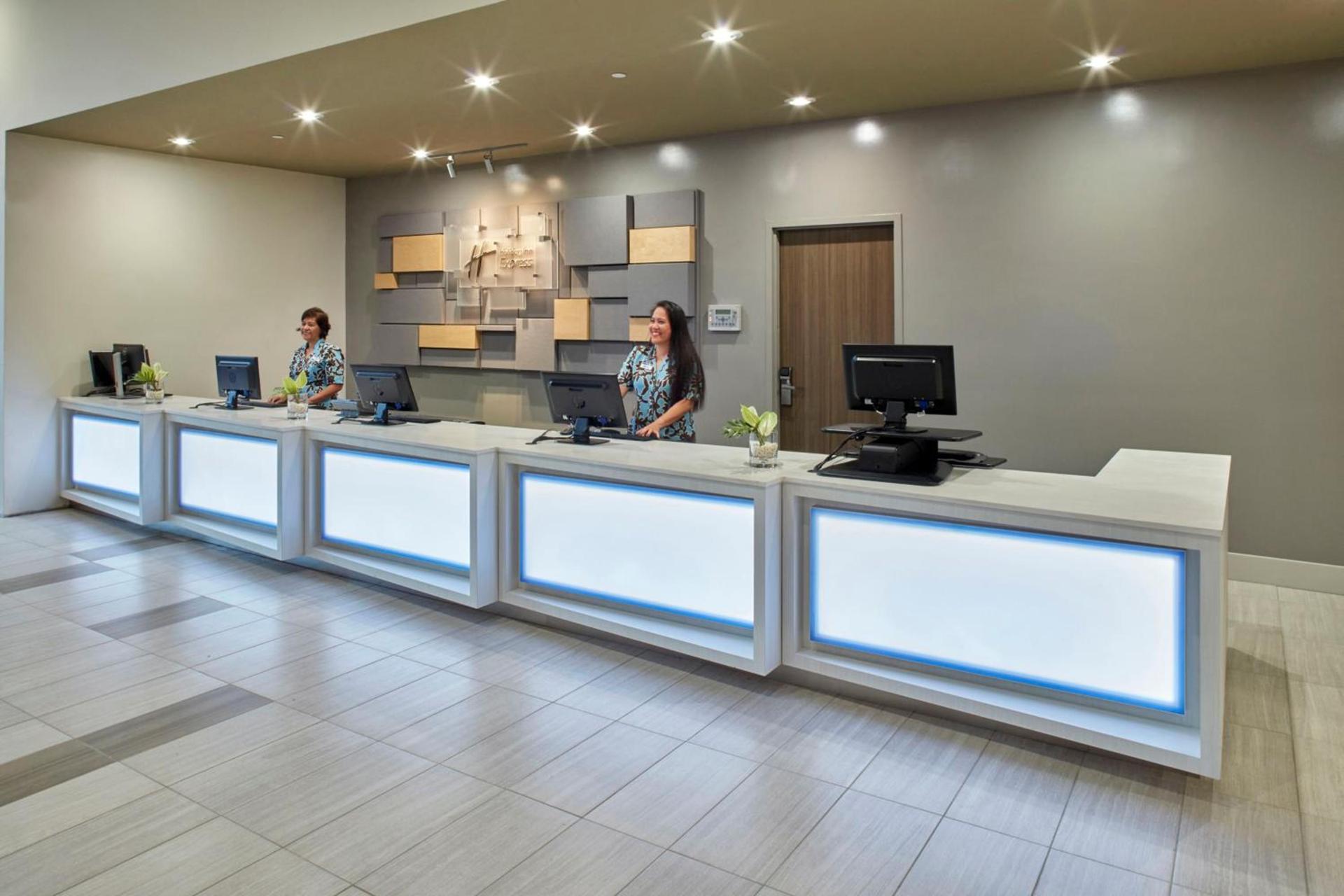 Holiday Inn Express Waikiki by IHG photo 9