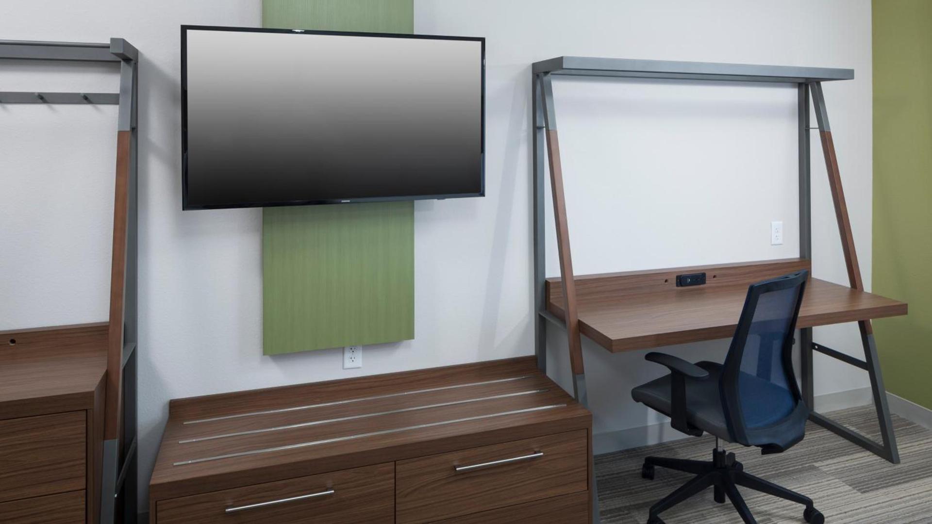 Holiday Inn Express & Suites Orlando At SeaWorld by IHG - With Free Shuttle Service to SeaWorld Parks photo 27