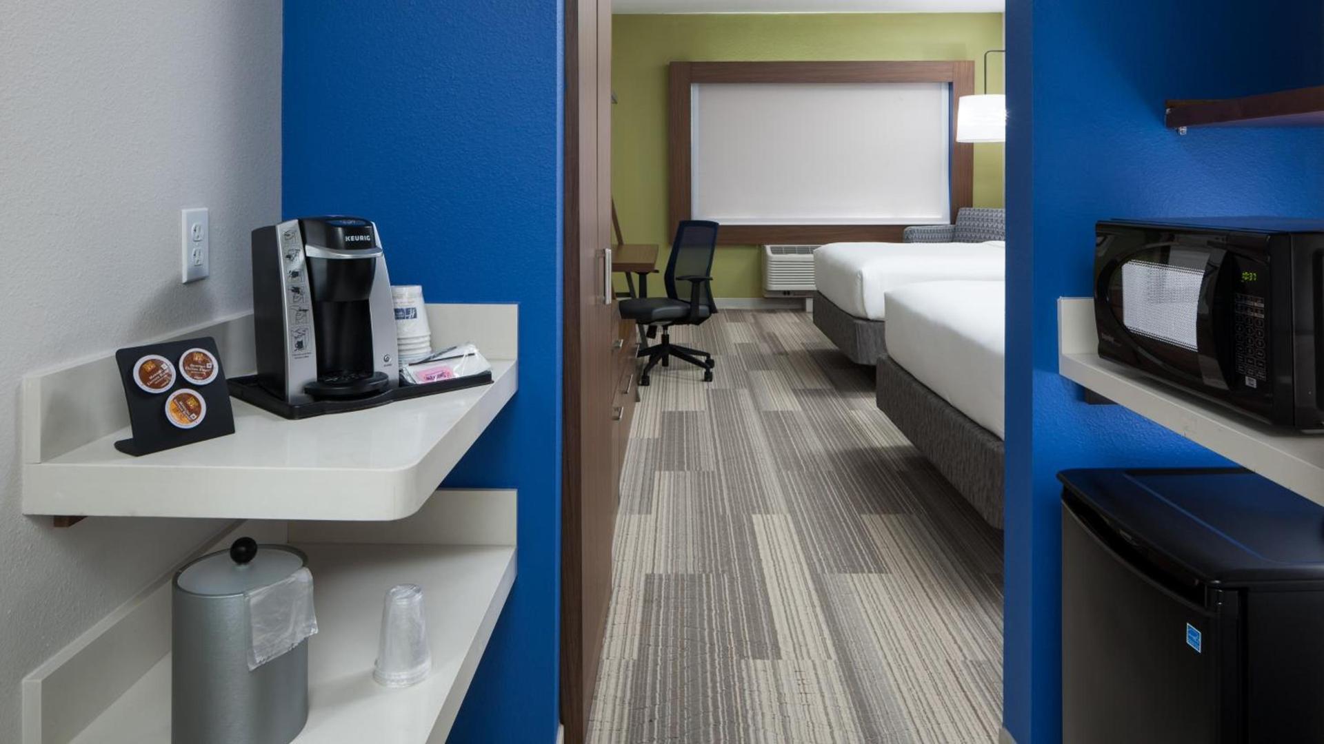 Holiday Inn Express & Suites Orlando At SeaWorld by IHG - With Free Shuttle Service to SeaWorld Parks photo 28