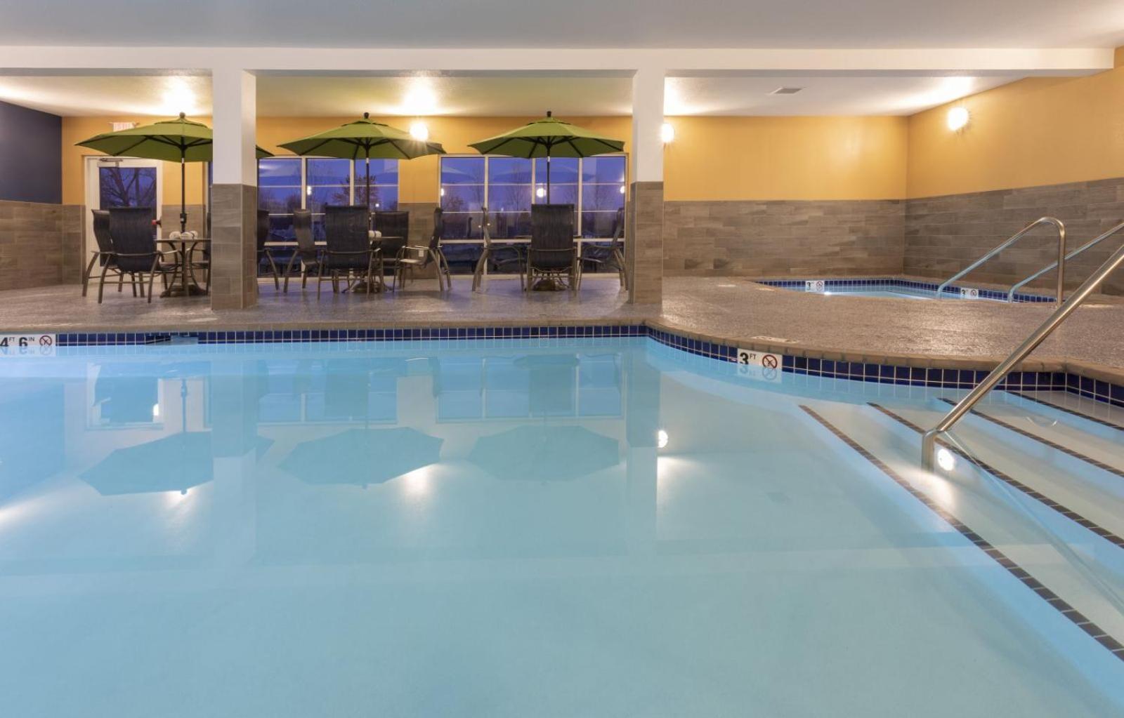 Grandstay Hotel Milbank photo 5