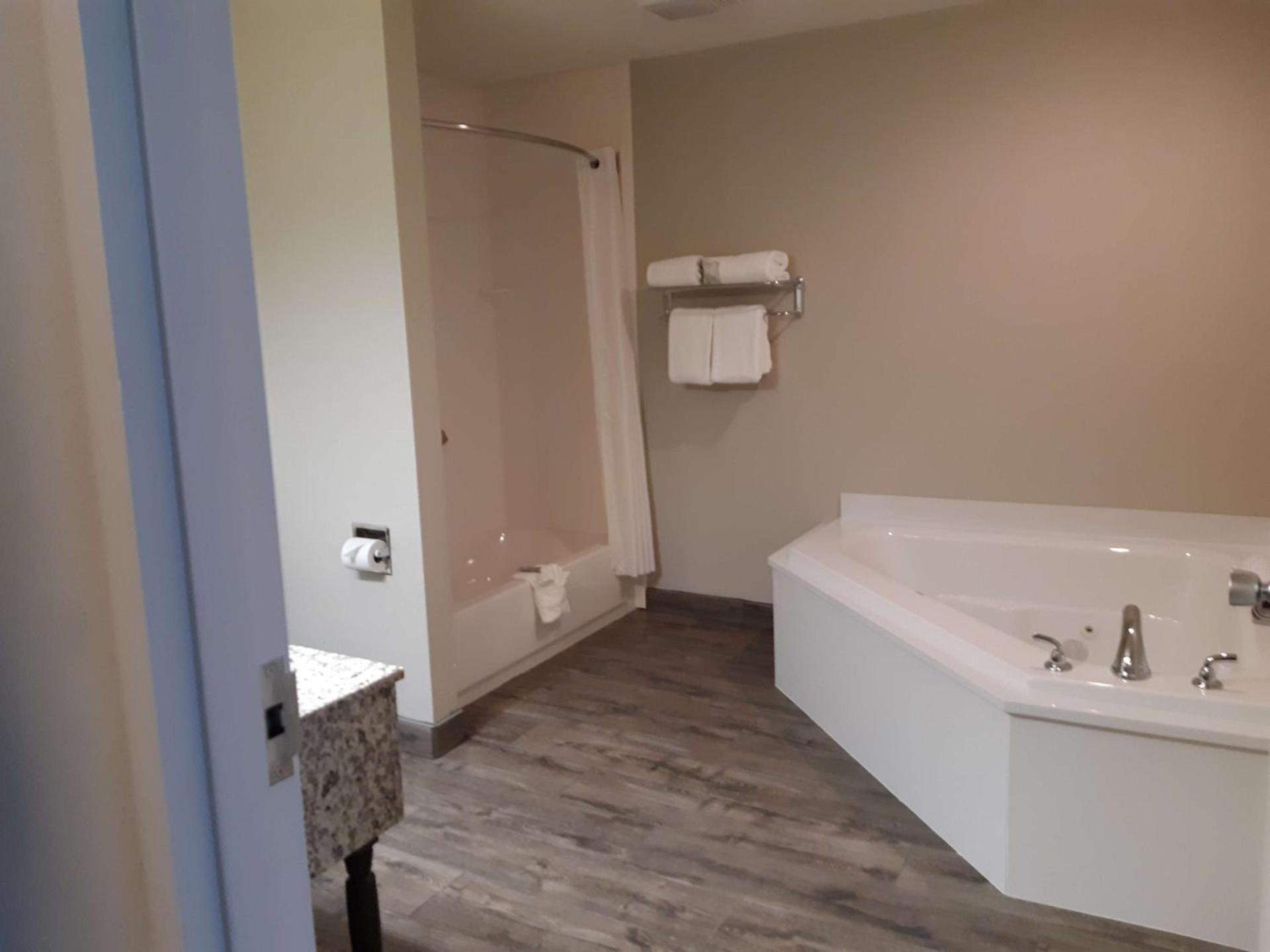 Best Western TimberRidge Inn photo 8