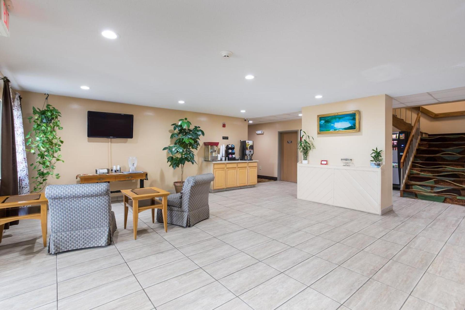 Econo Lodge Painted Post - Corning photo 30