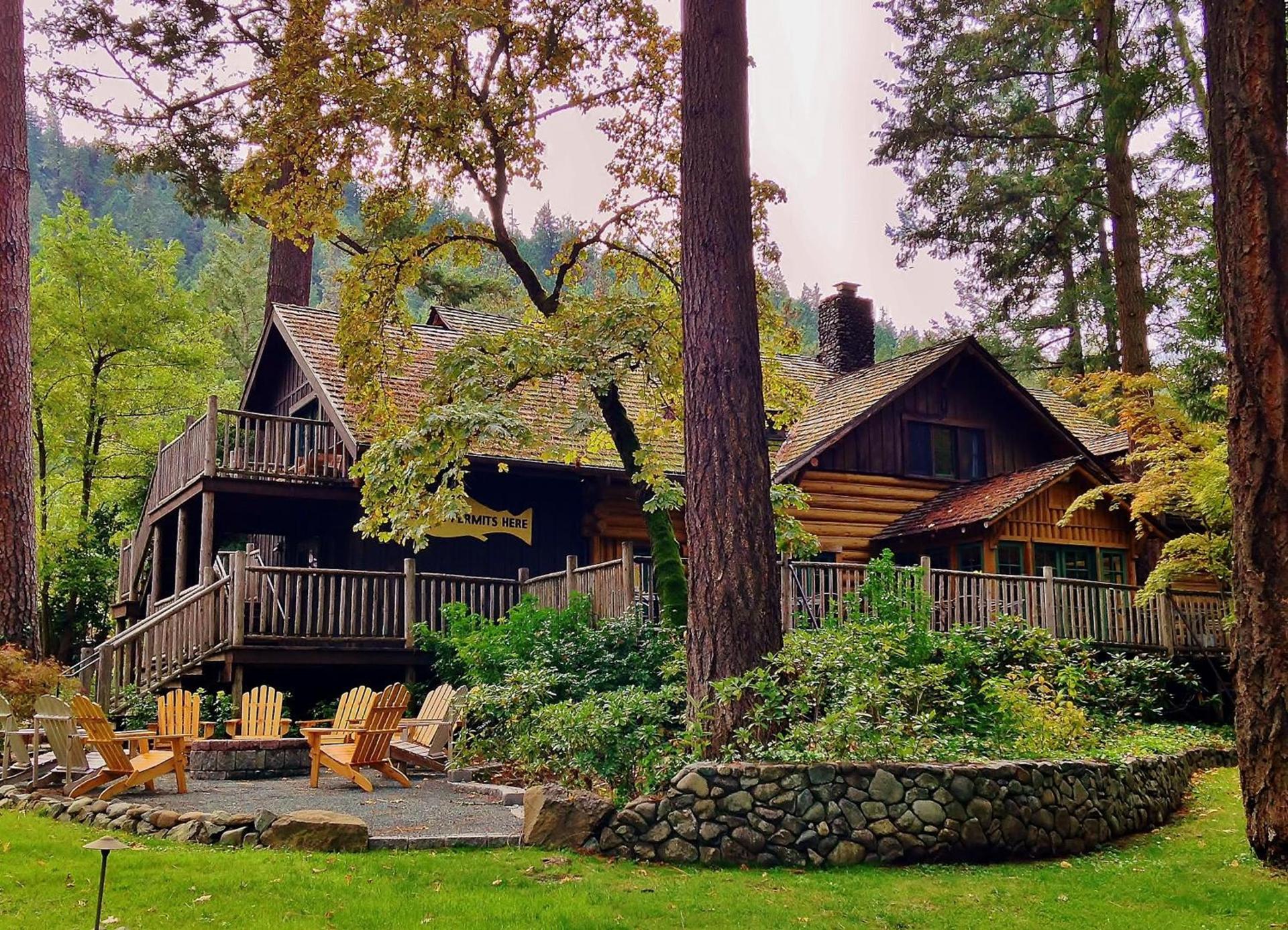 Weasku Inn photo 25