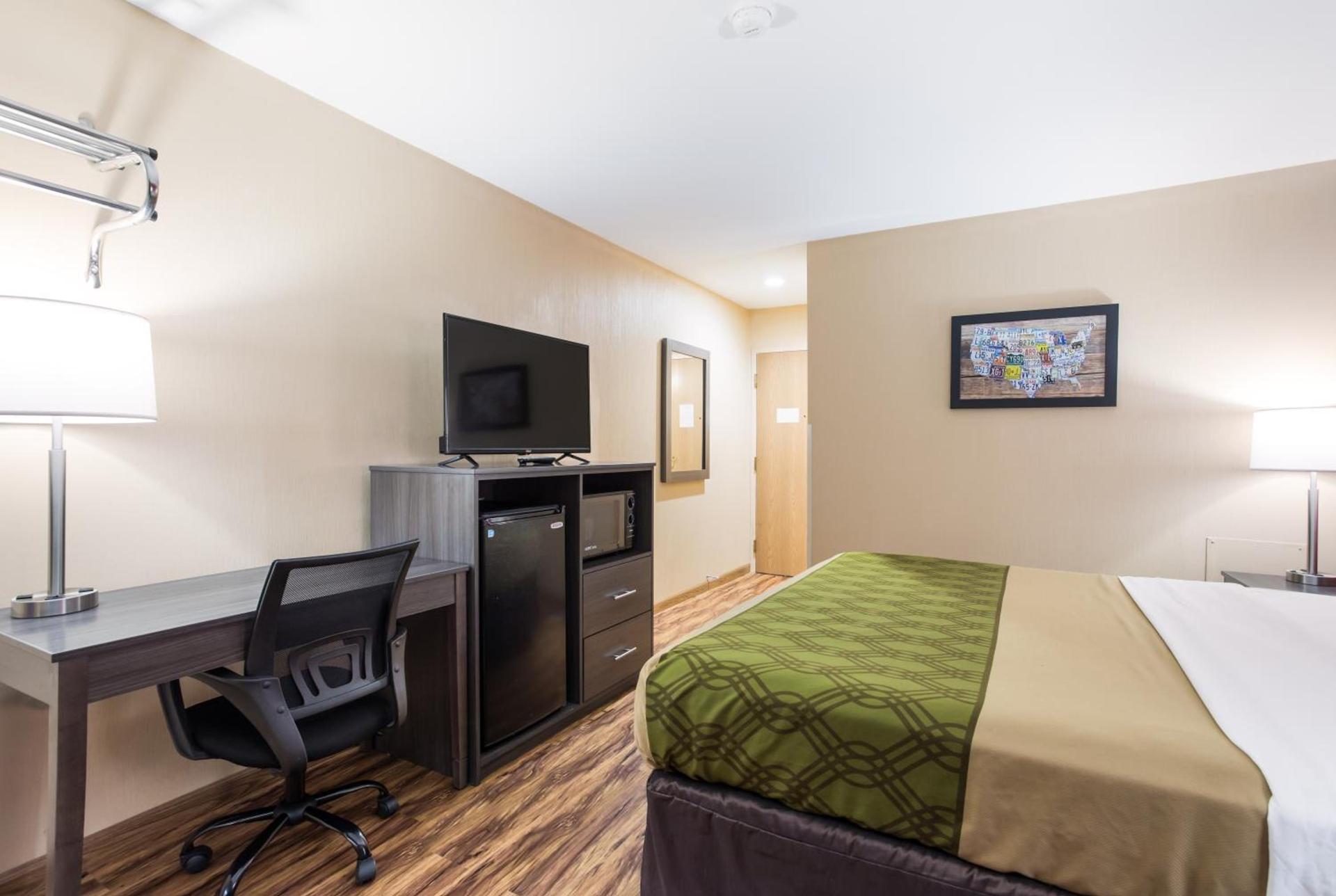Econo Lodge Painted Post - Corning photo 21