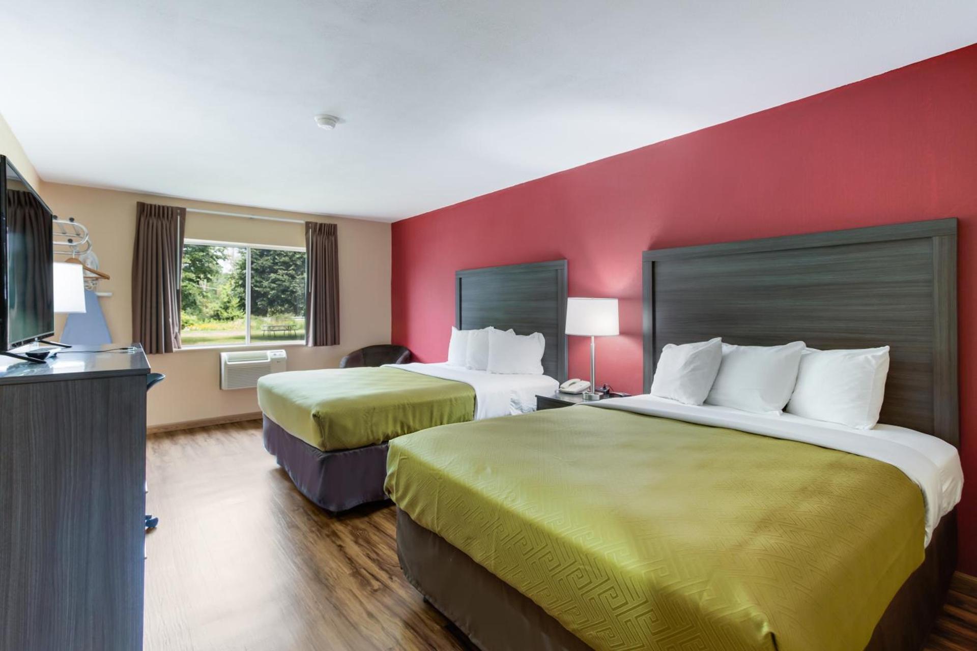 Econo Lodge Painted Post - Corning photo 18