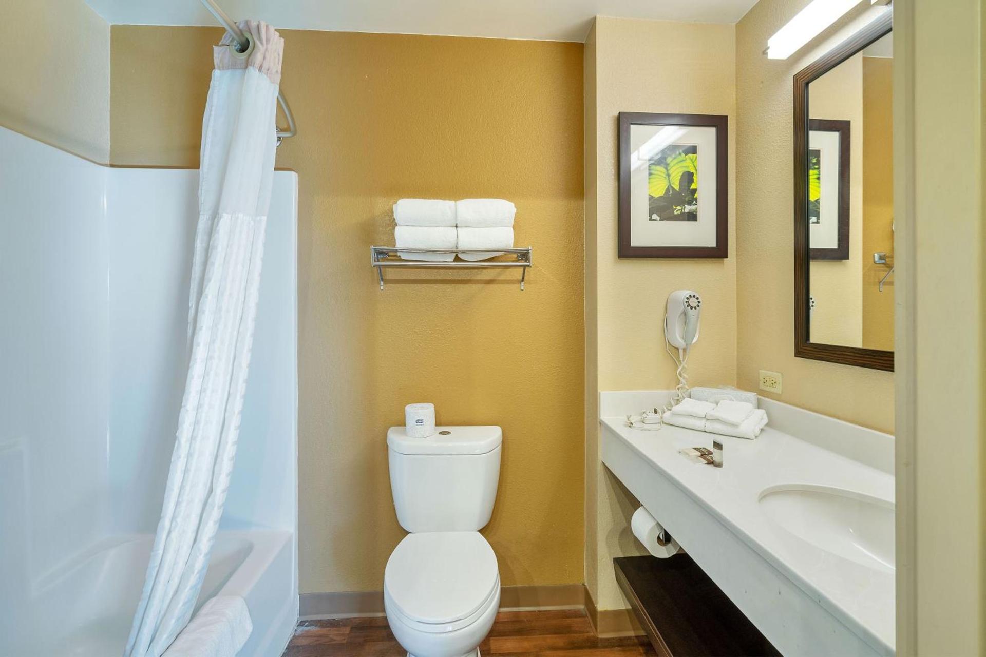 Extended Stay America Suites - Washington, DC - Springfield photo 63