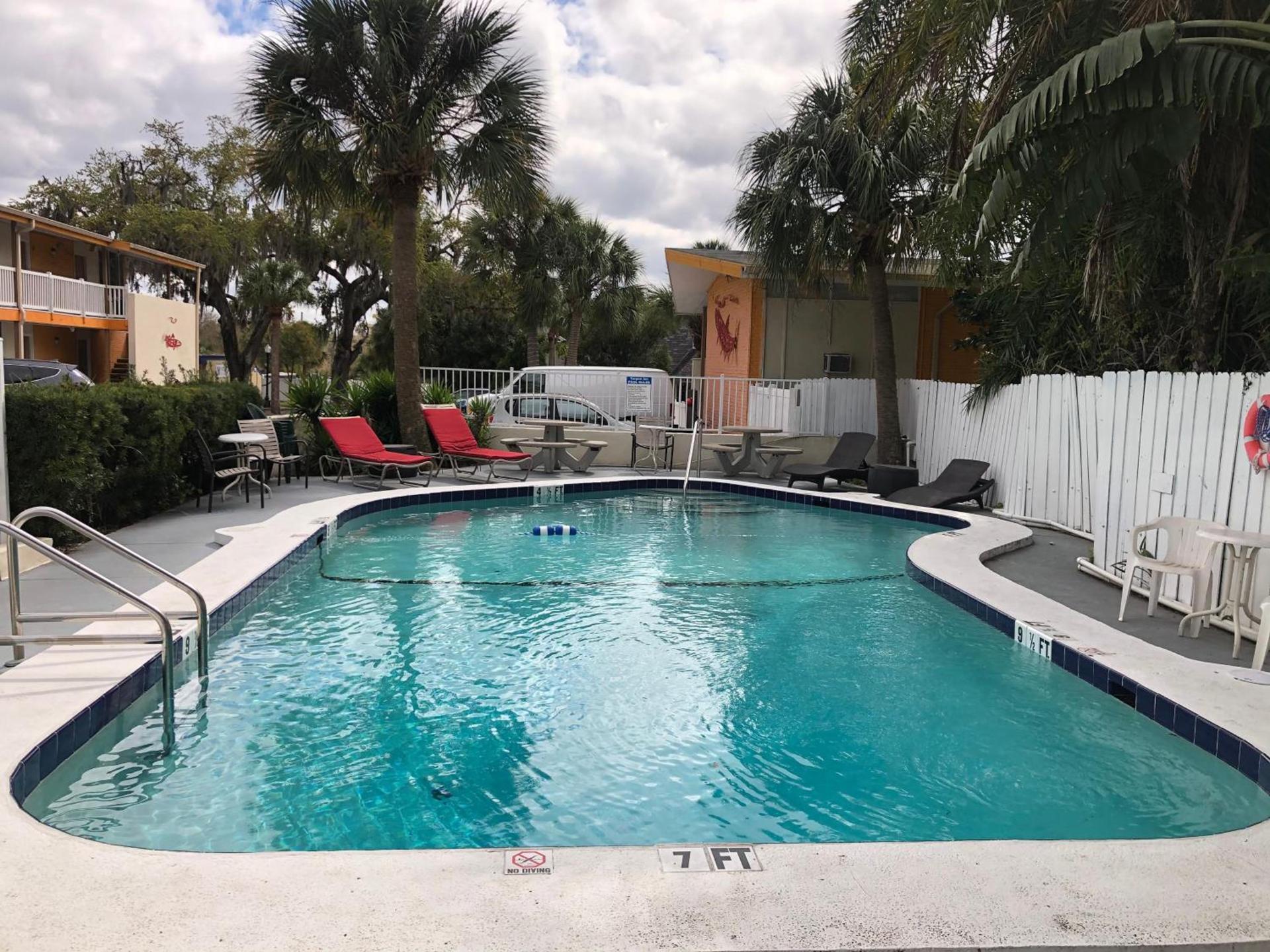 Tarpon Inn photo 2