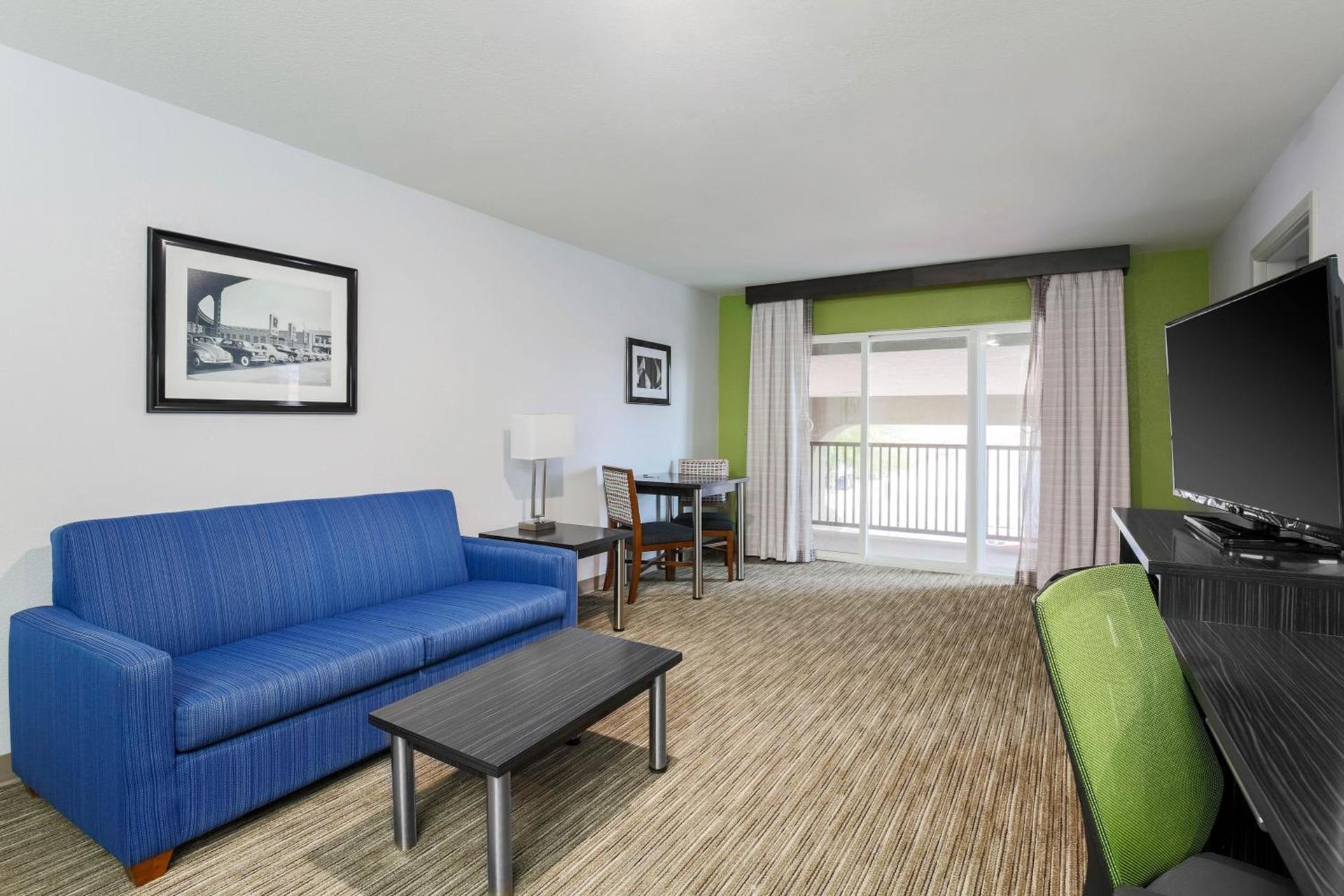 Holiday Inn Express Lancaster by IHG photo 22
