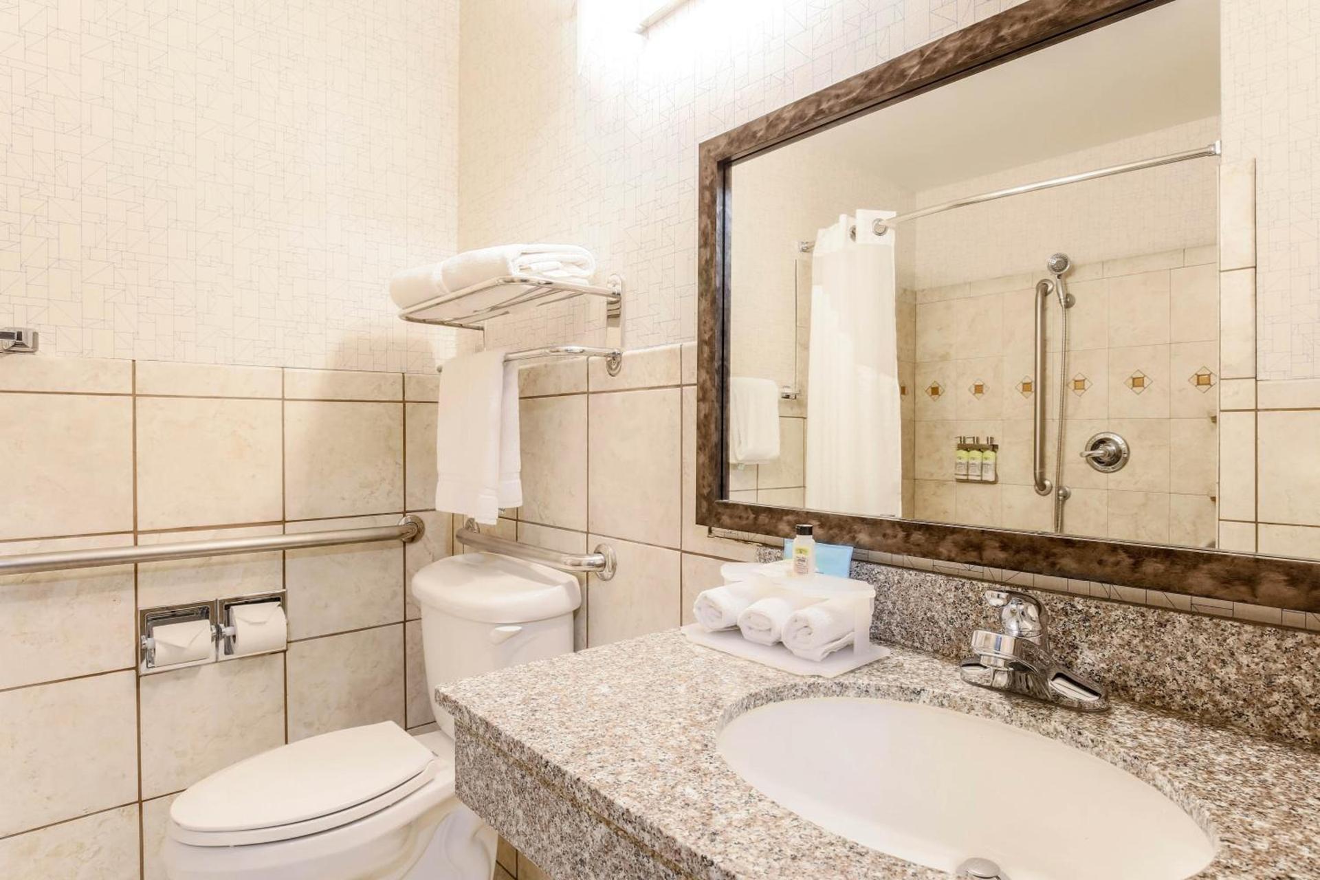 Holiday Inn Express Lancaster by IHG photo 35