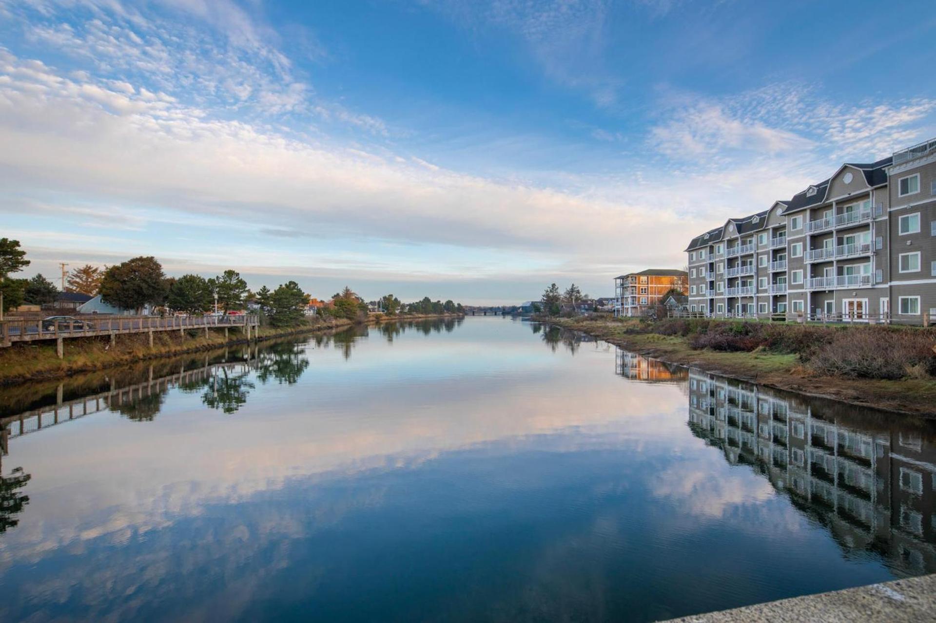 Rivertide Suites photo 20