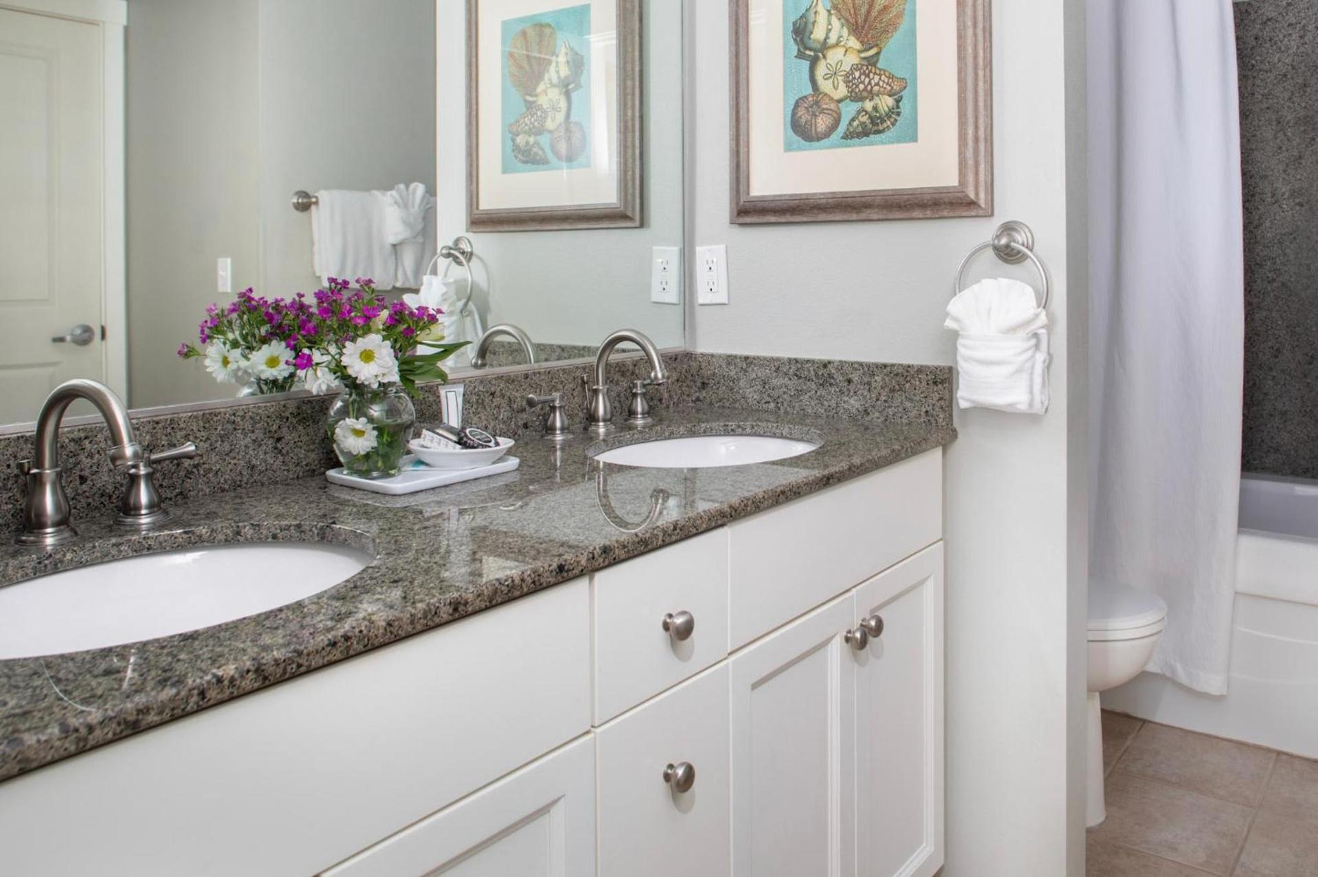 Rivertide Suites photo 18