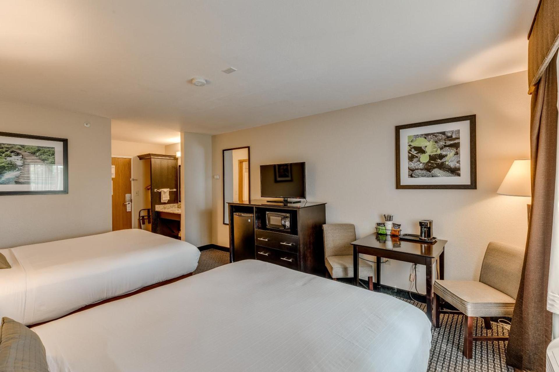 Best Western Lakewinds photo 50