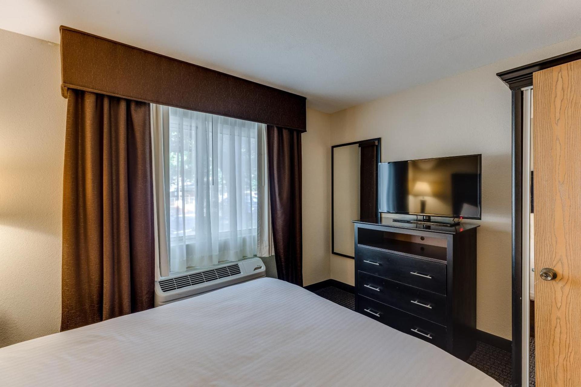 Best Western Lakewinds photo 41