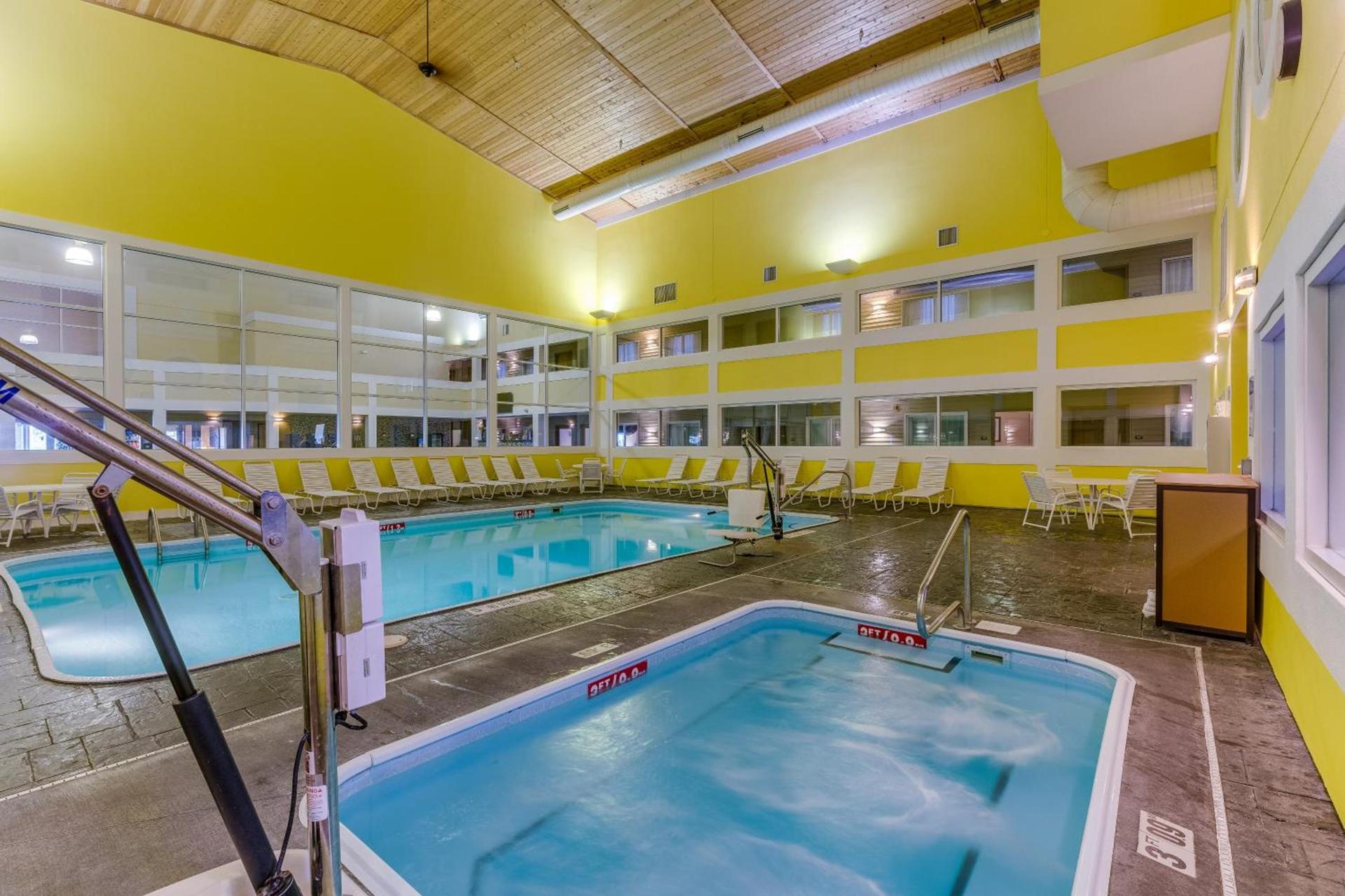 Best Western Lakewinds photo 44