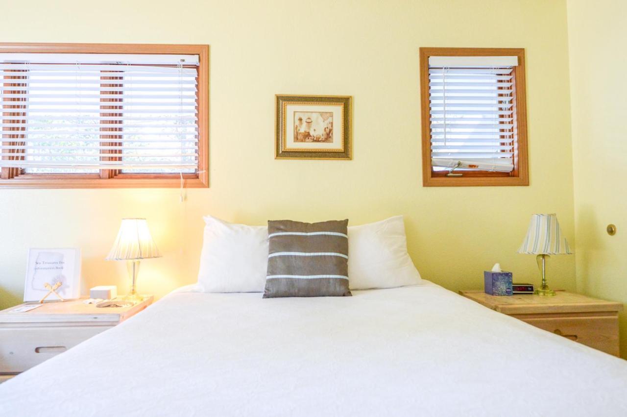 Sea Treasures Inn photo 21