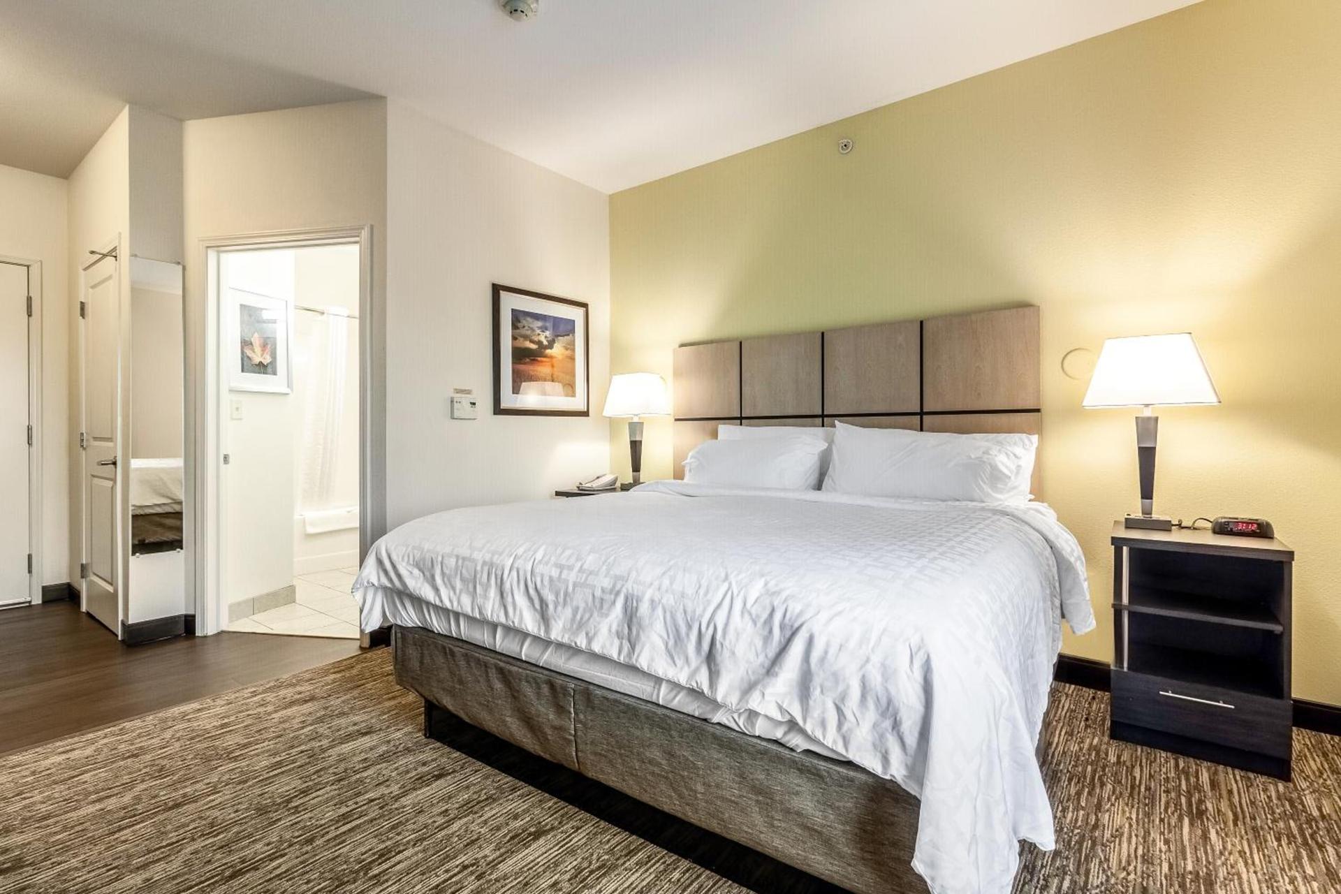 Candlewood Suites Lincoln by IHG photo 4