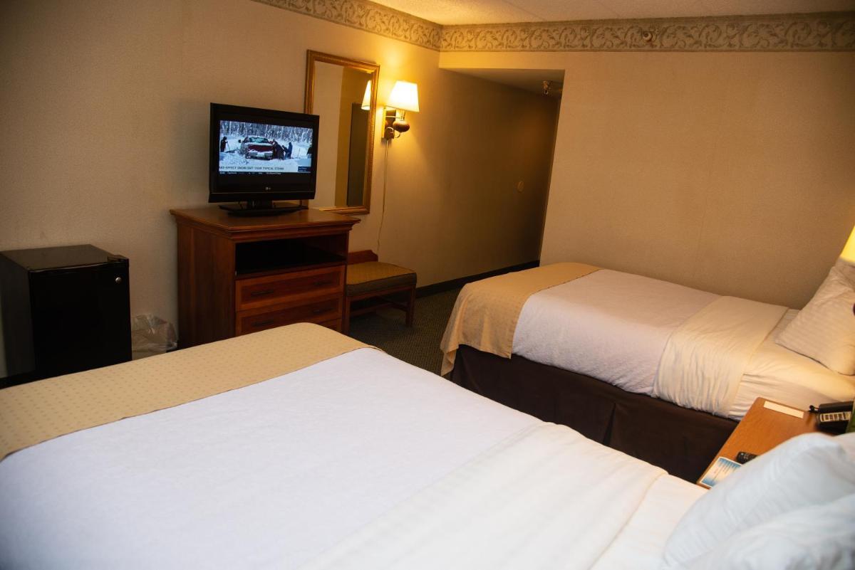 Holiday Lodge Hotel and Conference Center photo 10