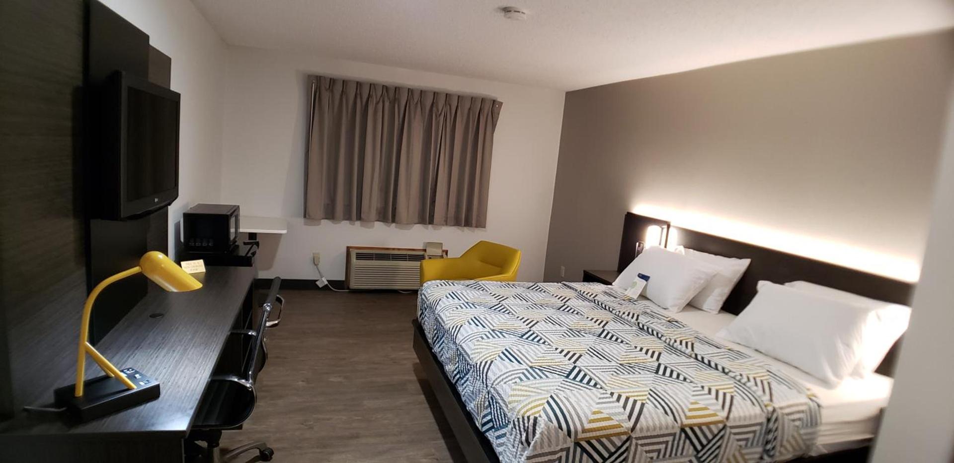 Motel 6-Kewanee, IL photo 20