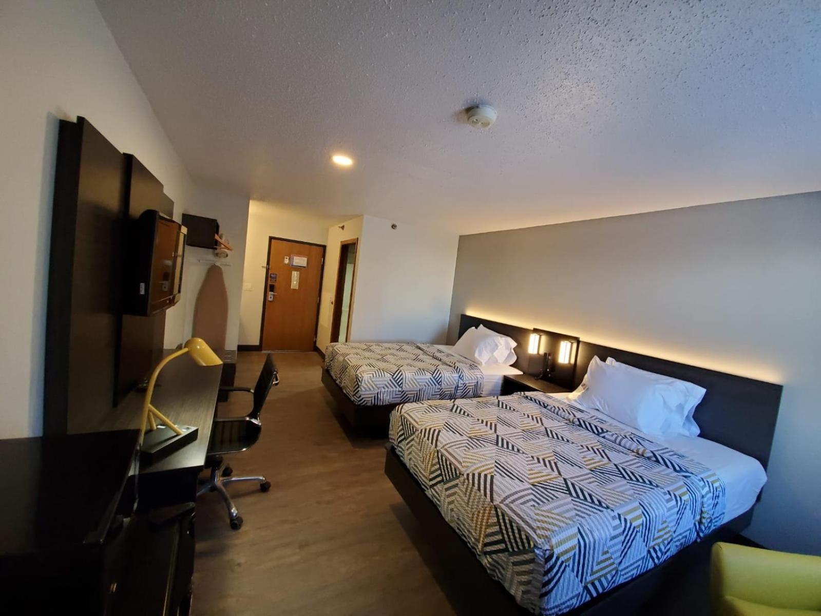 Motel 6-Kewanee, IL photo 50