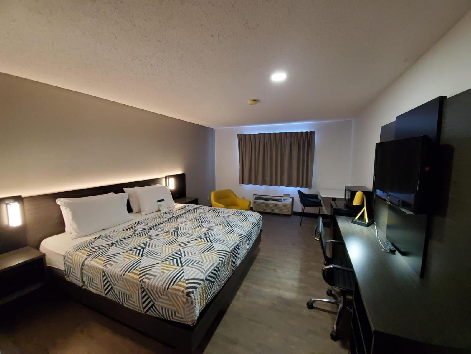 Motel 6-Kewanee, IL photo 42