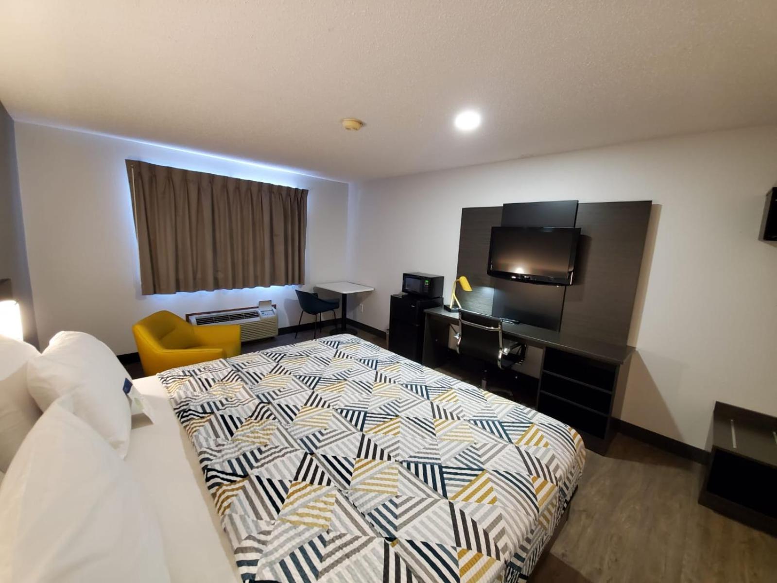 Motel 6-Kewanee, IL photo 41