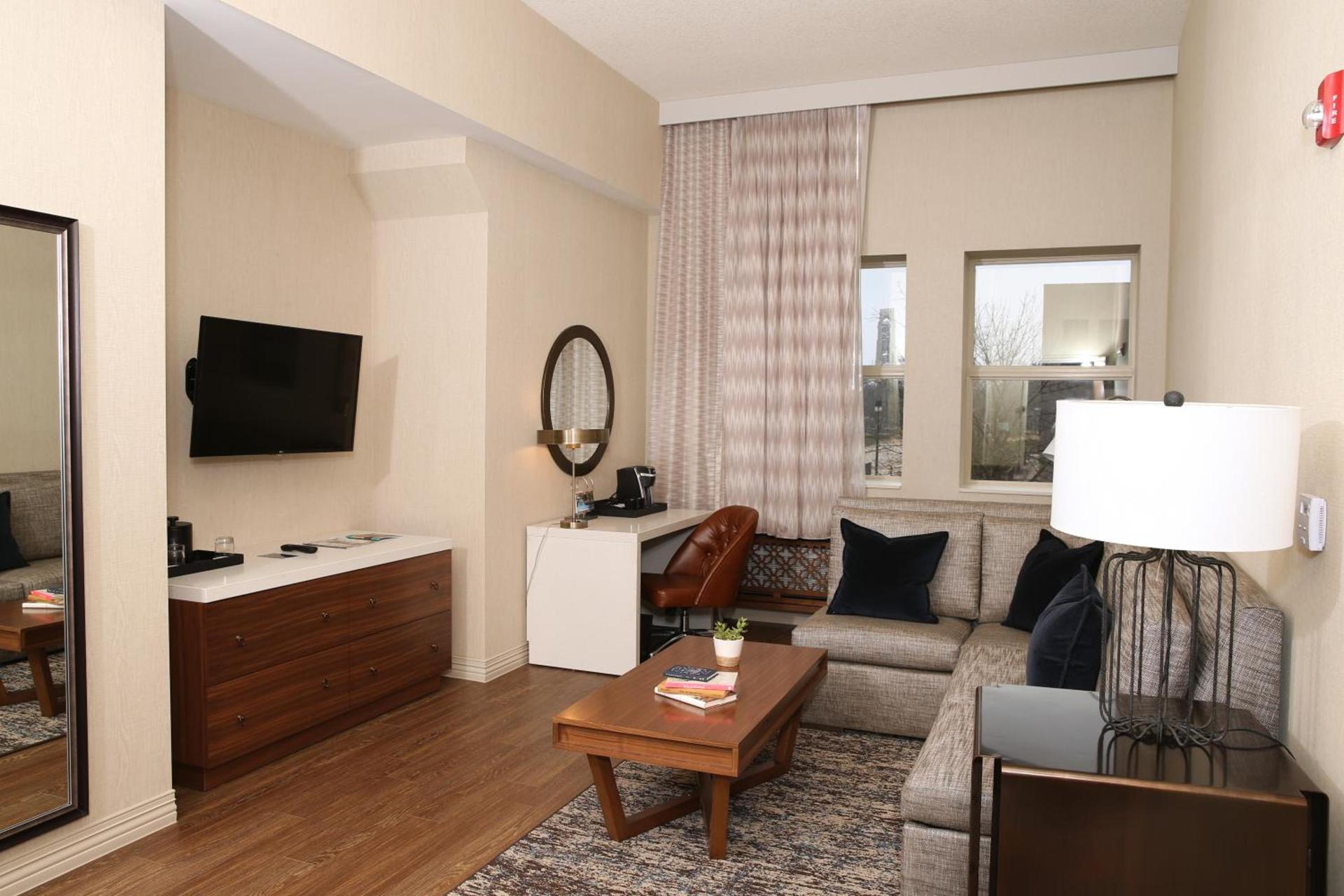Hotel Indigo Naperville Riverwalk by IHG photo 23