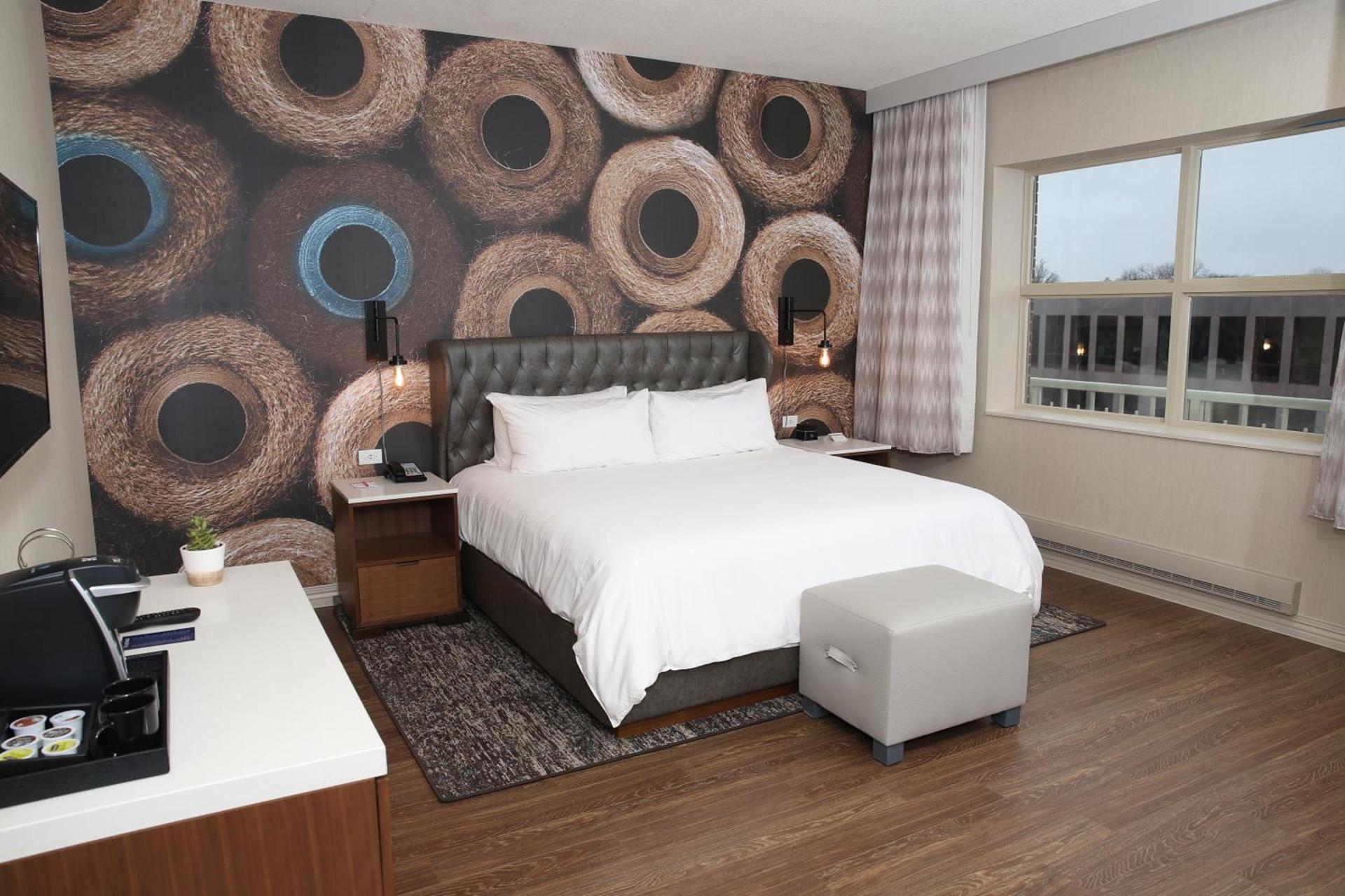 Hotel Indigo Naperville Riverwalk by IHG photo 24