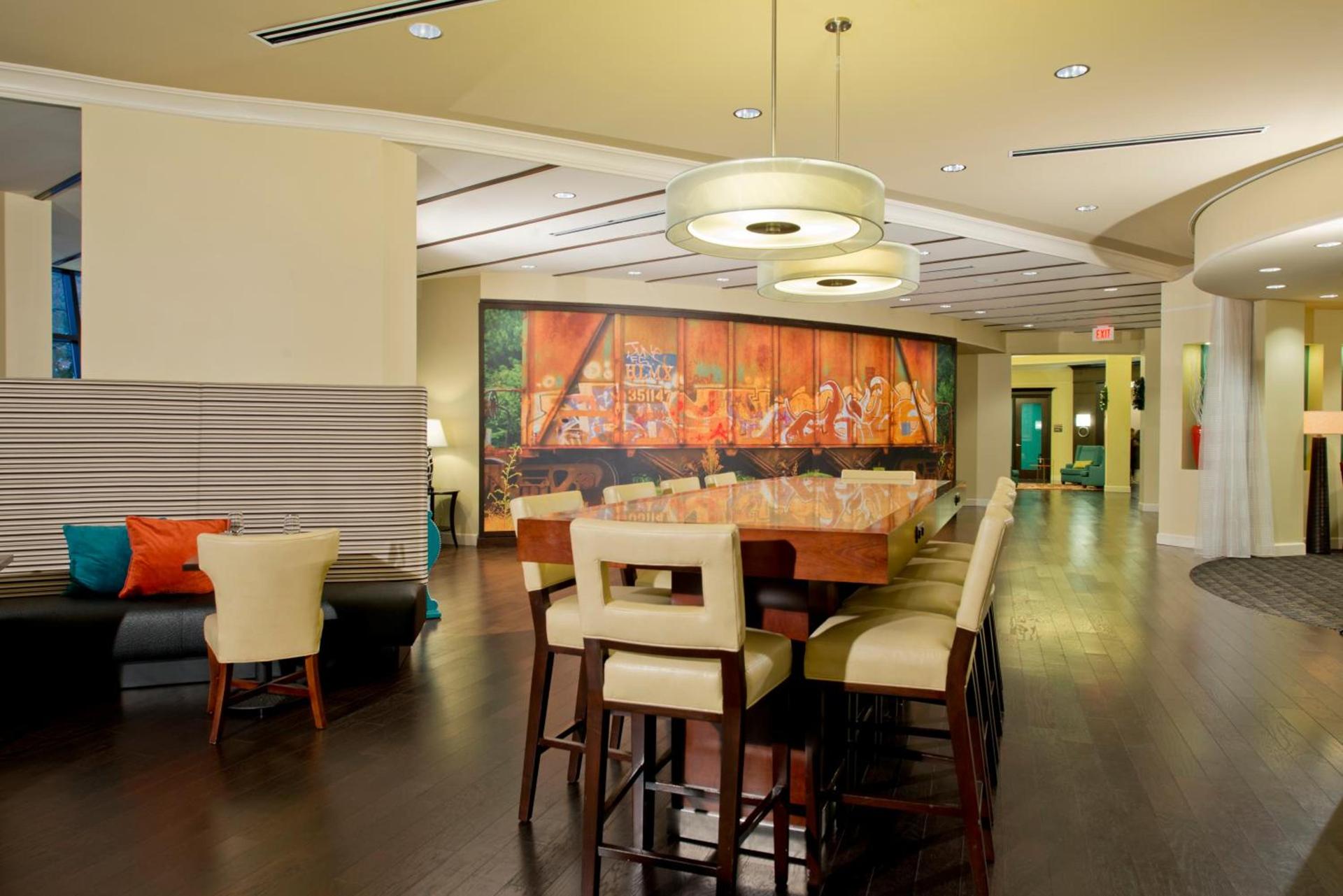 Hotel Indigo Atlanta Airport College Park by IHG photo 10