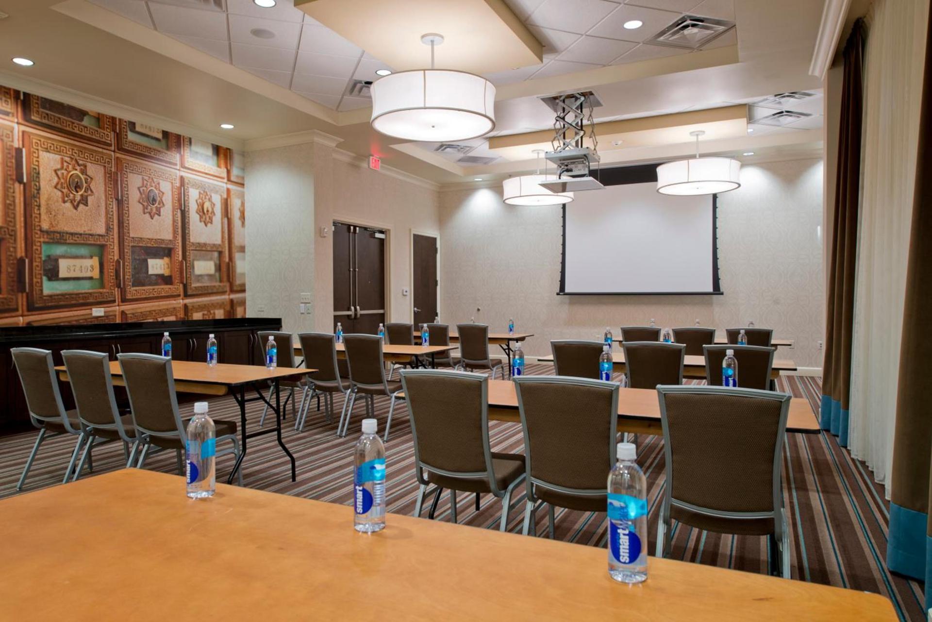 Hotel Indigo Atlanta Airport College Park by IHG photo 26