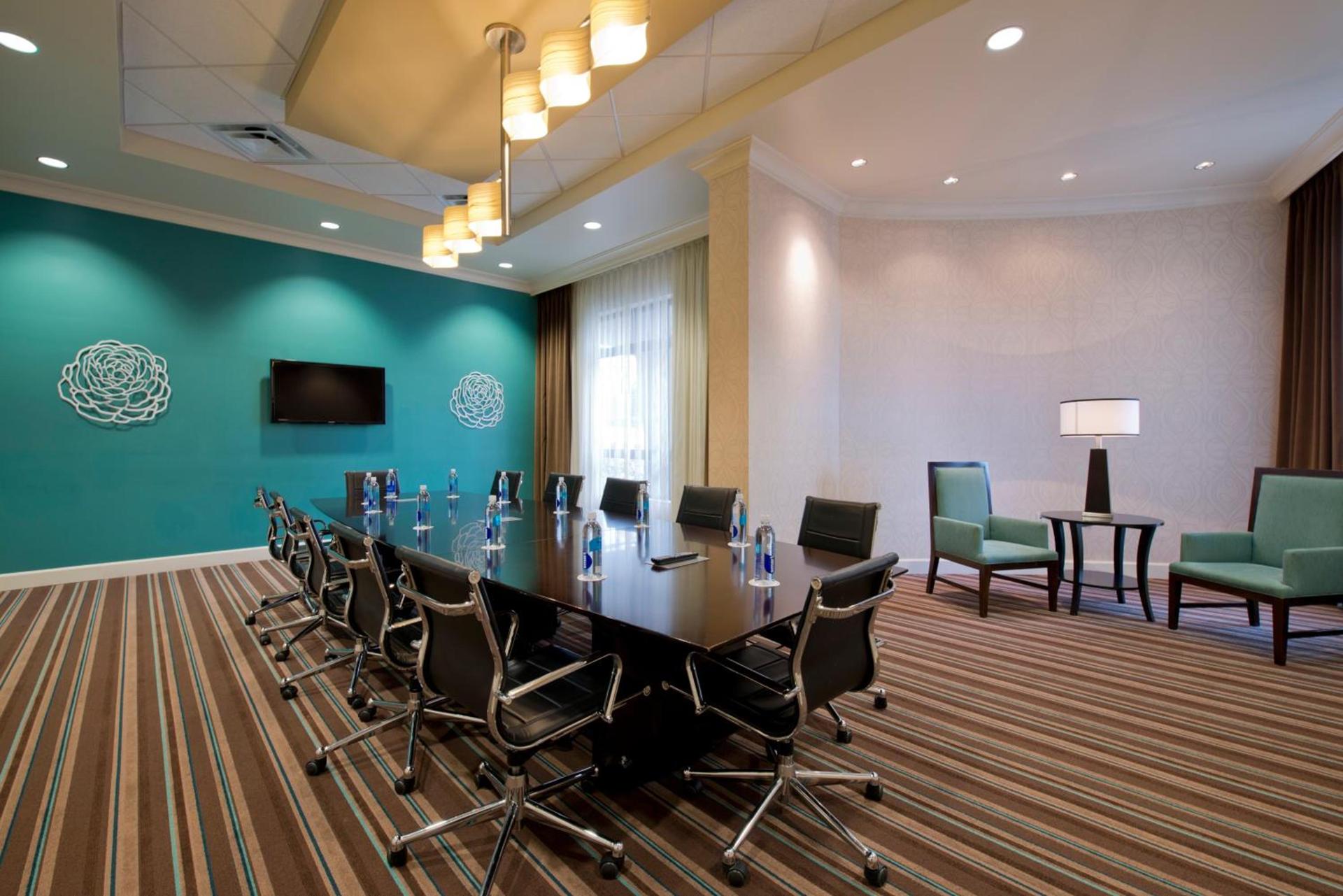 Hotel Indigo Atlanta Airport College Park by IHG photo 19