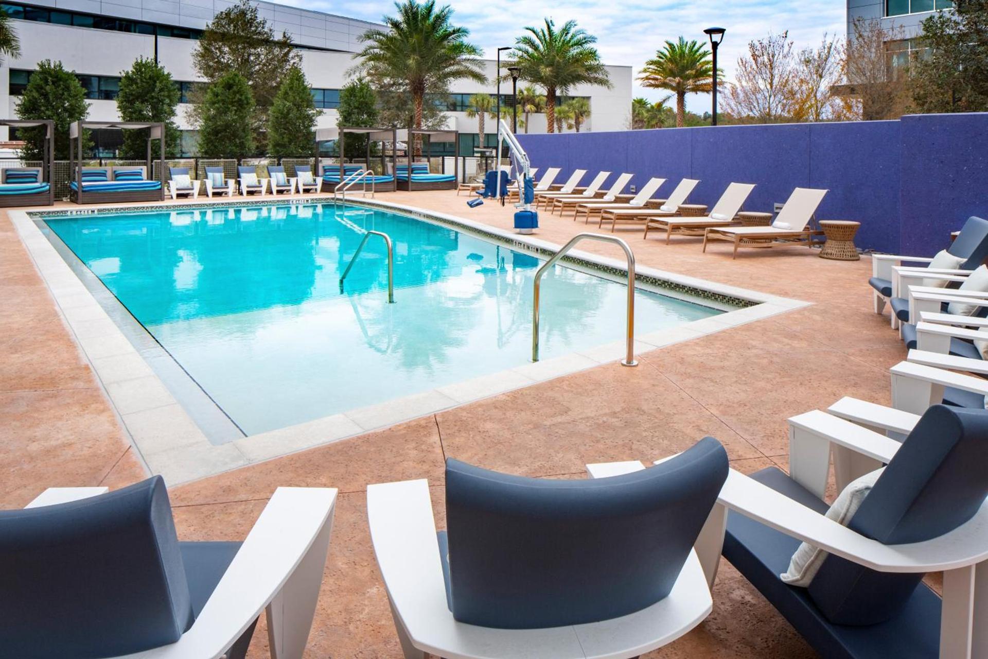 Hotel Indigo Gainesville-Celebration Pointe by IHG photo 16